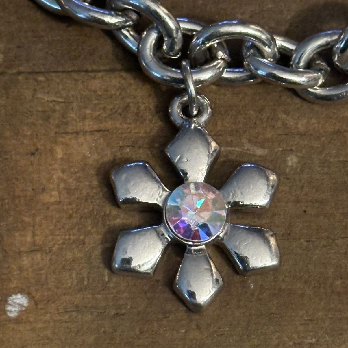 Other Cookie Lee silver tone flower charm bracelet Size ONE SIZE - 5 Thumbnail