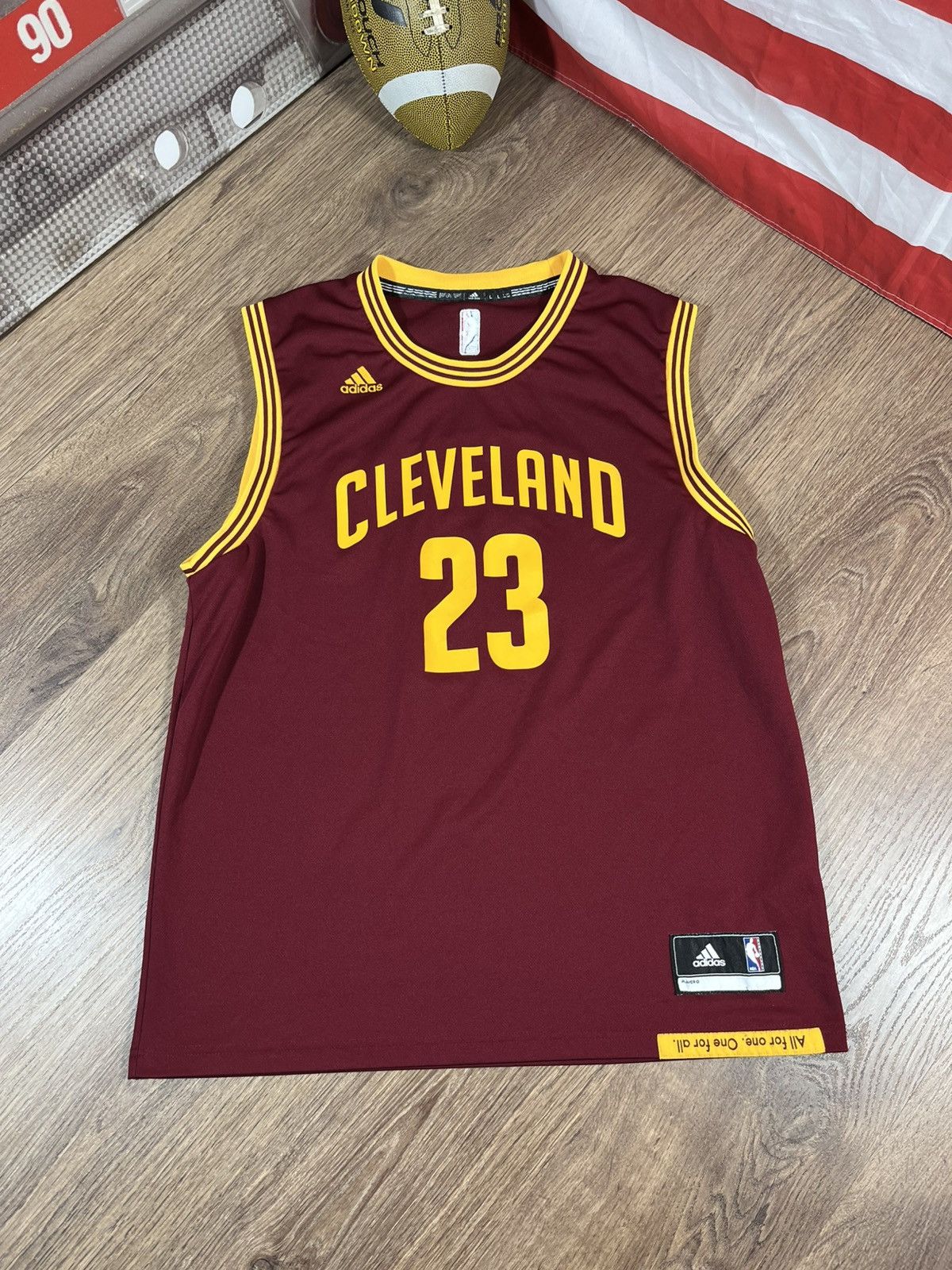NBA LeBron James Cleveland Jersey Basketball Adidas Size US L / EU 52-54 / 3 - 2 Thumbnail