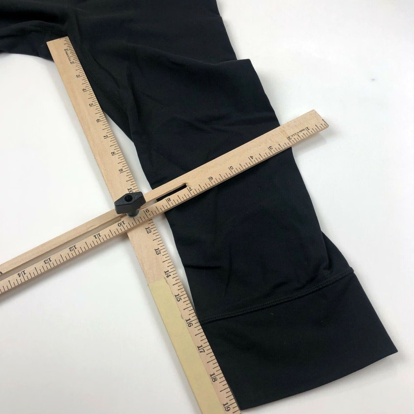 Athleta Athleta Small Tag Size 26W 19L Crop Capri Athletic Legging Pants Women XS Regular Black Size 26" / US 2 / IT 38 - 5 Thumbnail