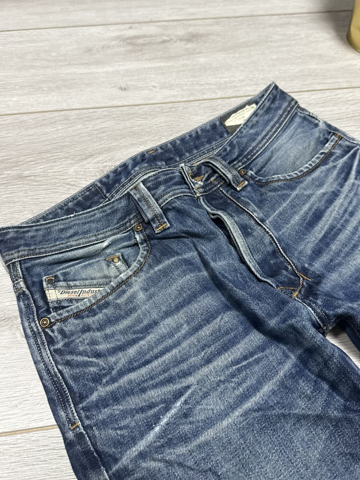 Diesel CRAZY DIESEL LARKEE JEANS Size US 30 / EU 46 - 6 Thumbnail
