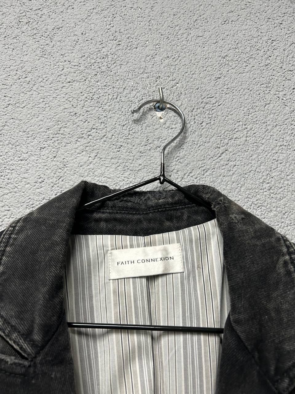 Faith Connexion Faith Connexion womens jeans jacket size 2 / Medium Size M / US 6-8 / IT 42-44 - 3 Thumbnail