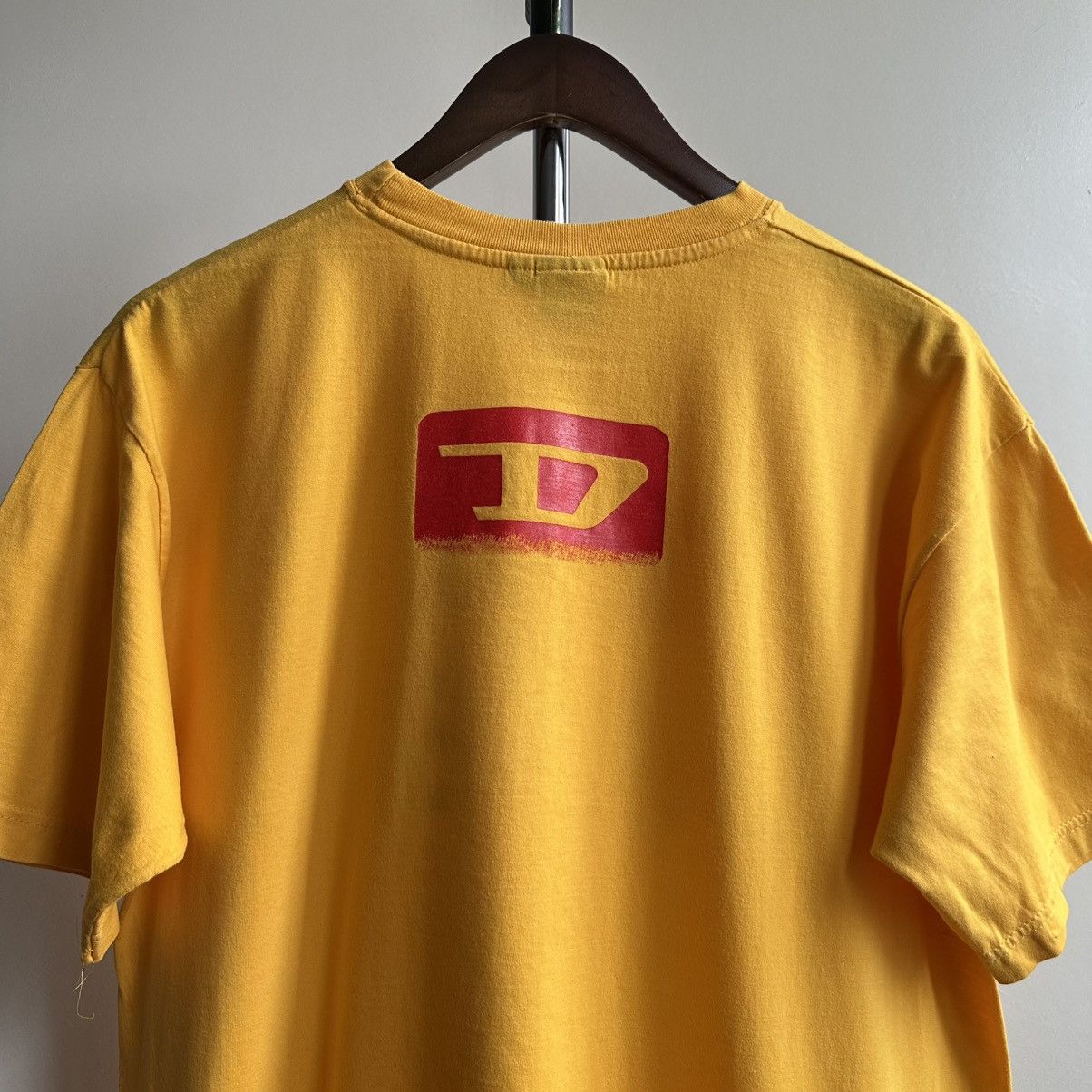 Diesel × Vintage VINTAGE 90s DIESEL BIG LOGO TEE Size US XL / EU 56 / 4 - 5 Thumbnail