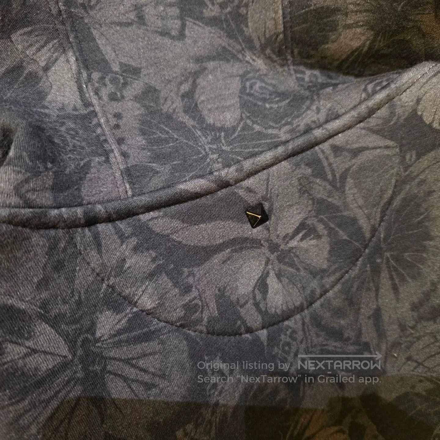Valentino valentino men's lightweight hooded jacket. Size US M / EU 48-50 / 2 - 3 Thumbnail