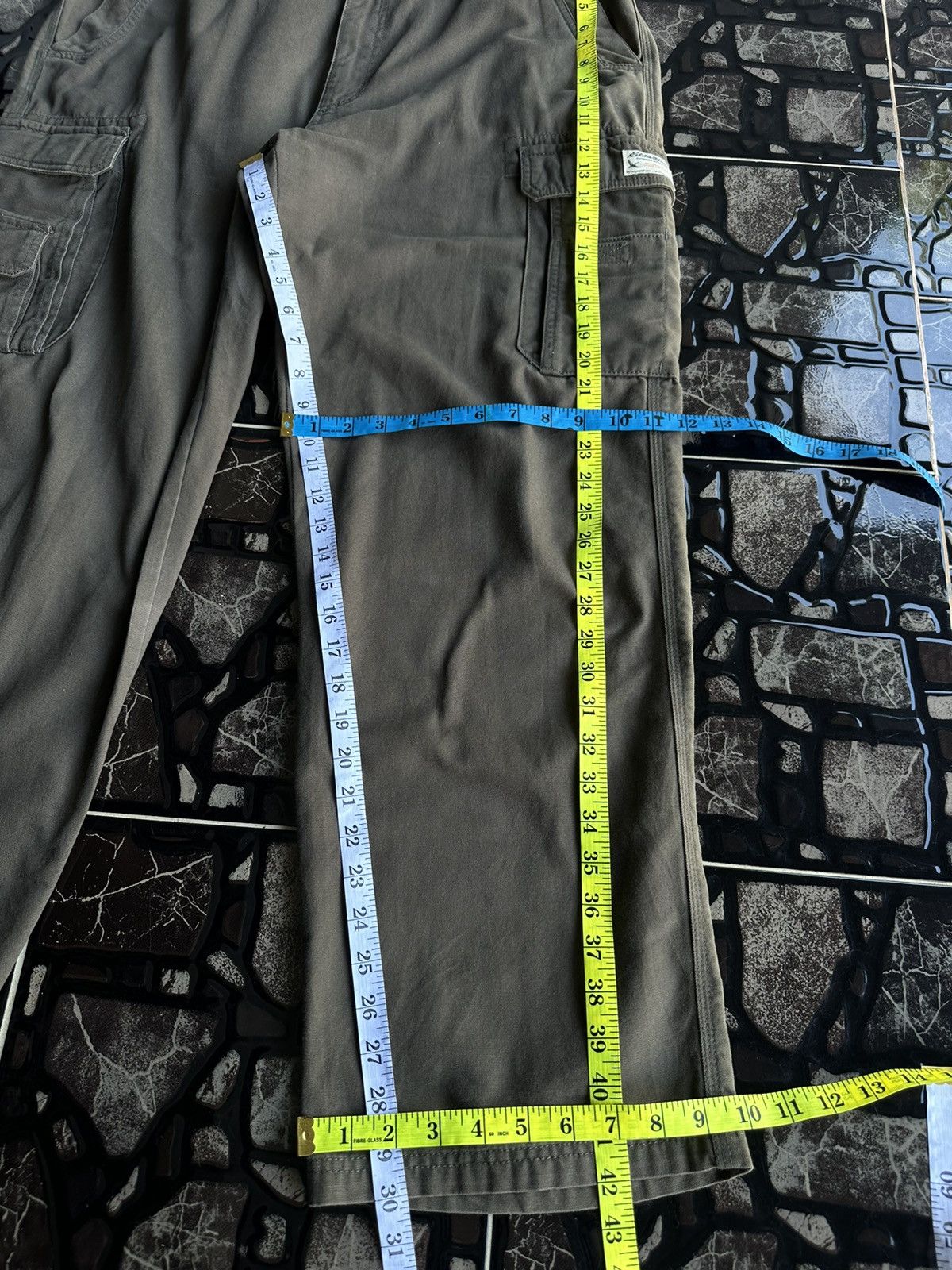 Eddie Bauer × Vintage Vintage Eddie Bauer Baggy Sunfaded Cargo Pant D161 Size US 36 / EU 52 - 15 Thumbnail