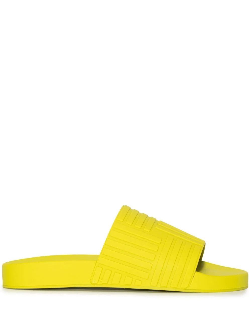 o1y0725 Slippers in Yellow