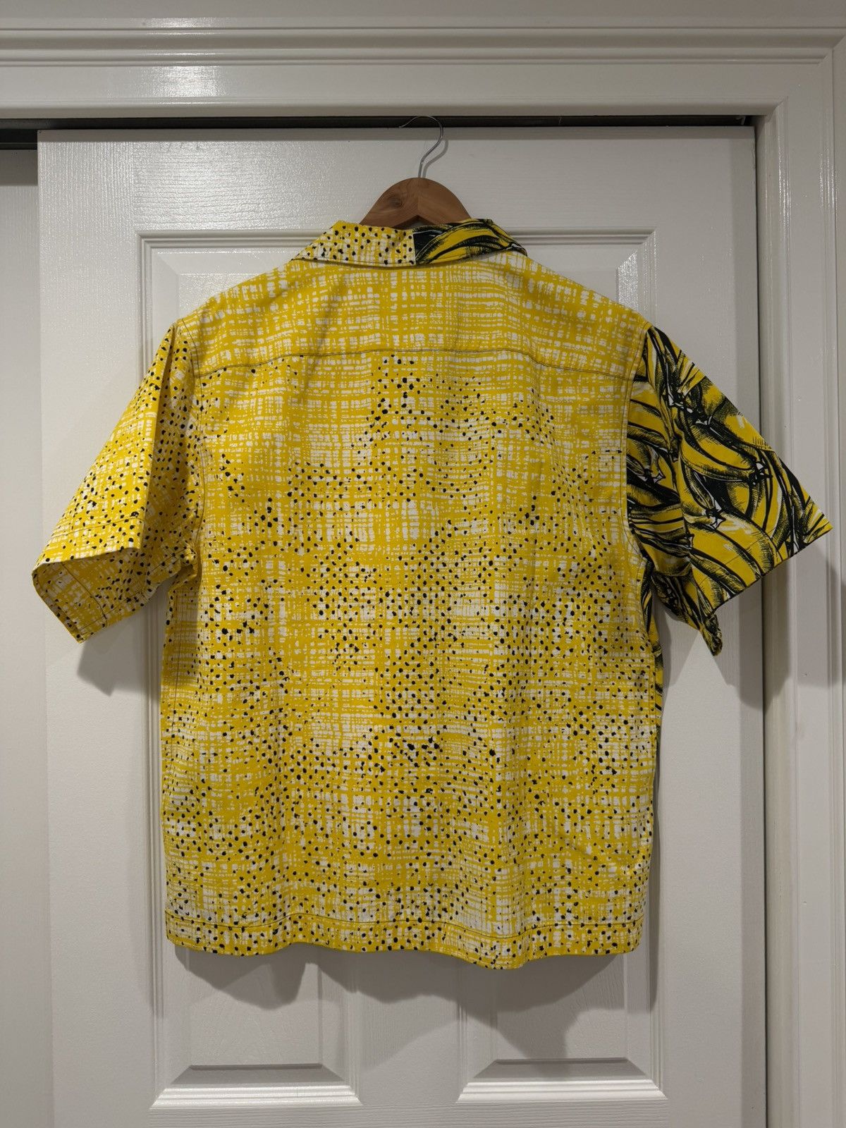 Prada Prada Double Match Banana Poplin Shirt Size Large Size US L / EU 52-54 / 3 - 2 Thumbnail