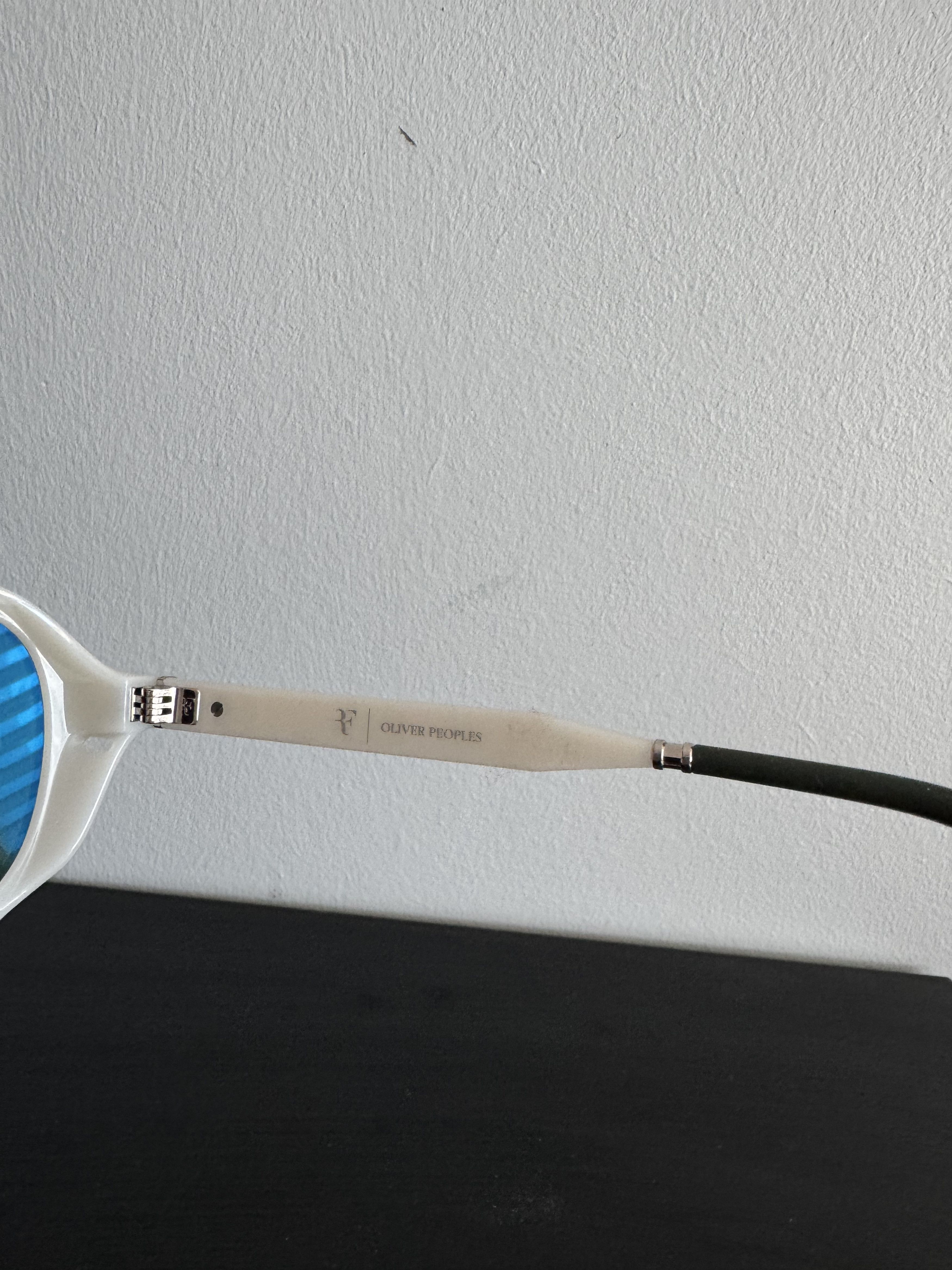 Oliver Peoples Oliver Peoples OV5589SU R-13 70077I 52 White Green Size ONE SIZE - 7 Thumbnail