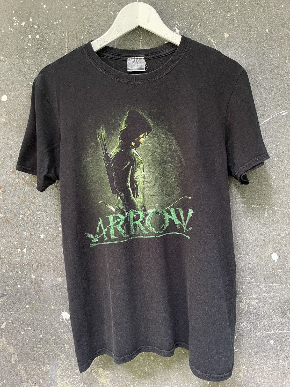 Vintage Vintage Y2K Arrow DC Movie T-Shirt RARE Size US M / EU 48-50 / 2 - 2 Thumbnail