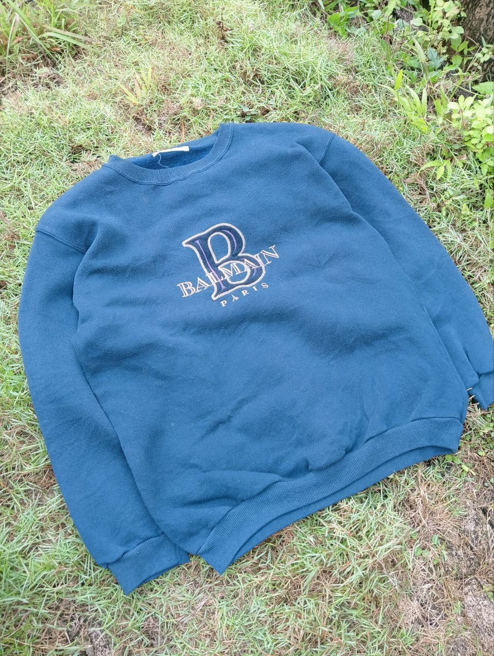 Pierre Balmain VINTAGE PIERRE BALMAIN SPELLOUT SWEATSHIRT - SIZE L Size US L / EU 52-54 / 3 - 3 Thumbnail