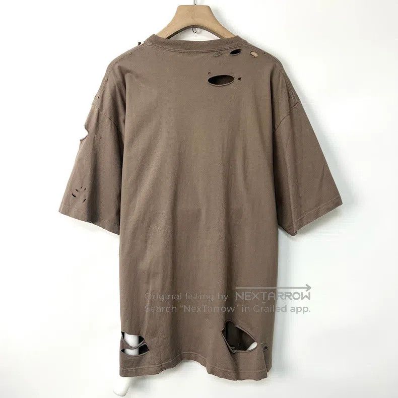 Balenciaga Balenciaga Large hole logo letter print round-neck T-shirt Size US XS / EU 42 / 0 - 2 Thumbnail