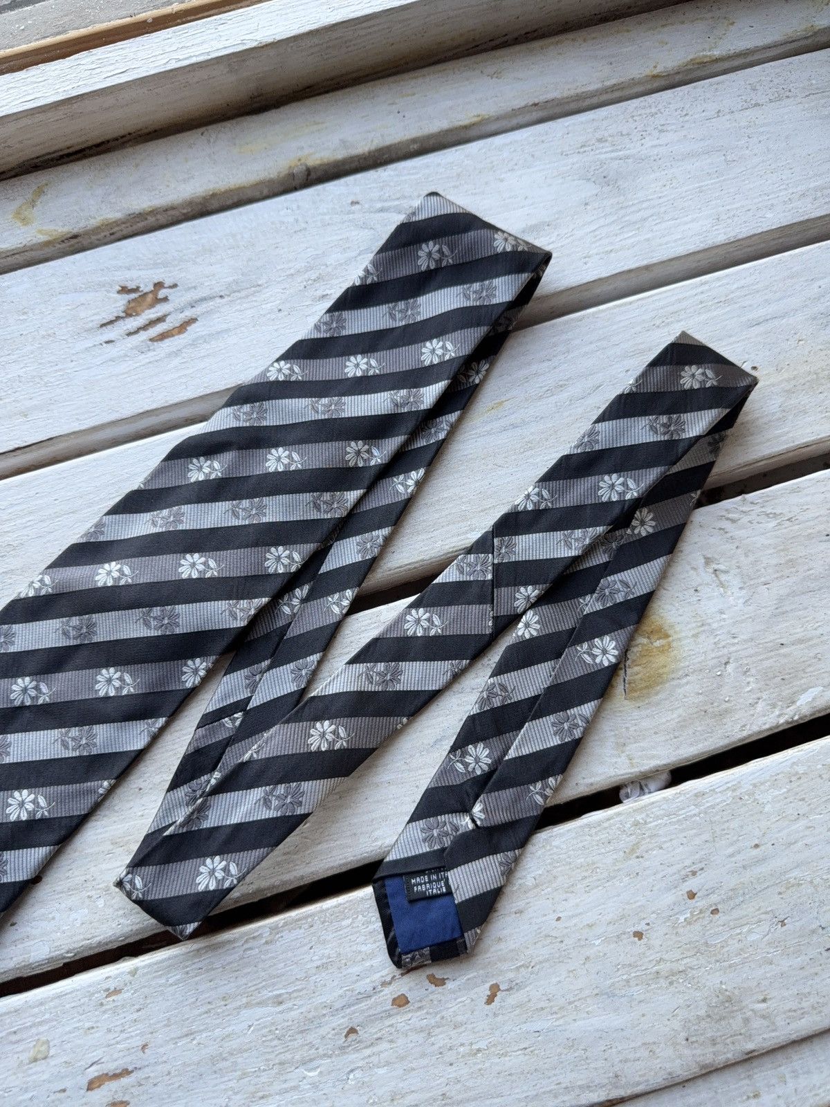 Designer × Kenzo Kenzo Homme Tie Black Gray Floral Stripe Made in Italy Silk Size ONE SIZE - 3 Thumbnail