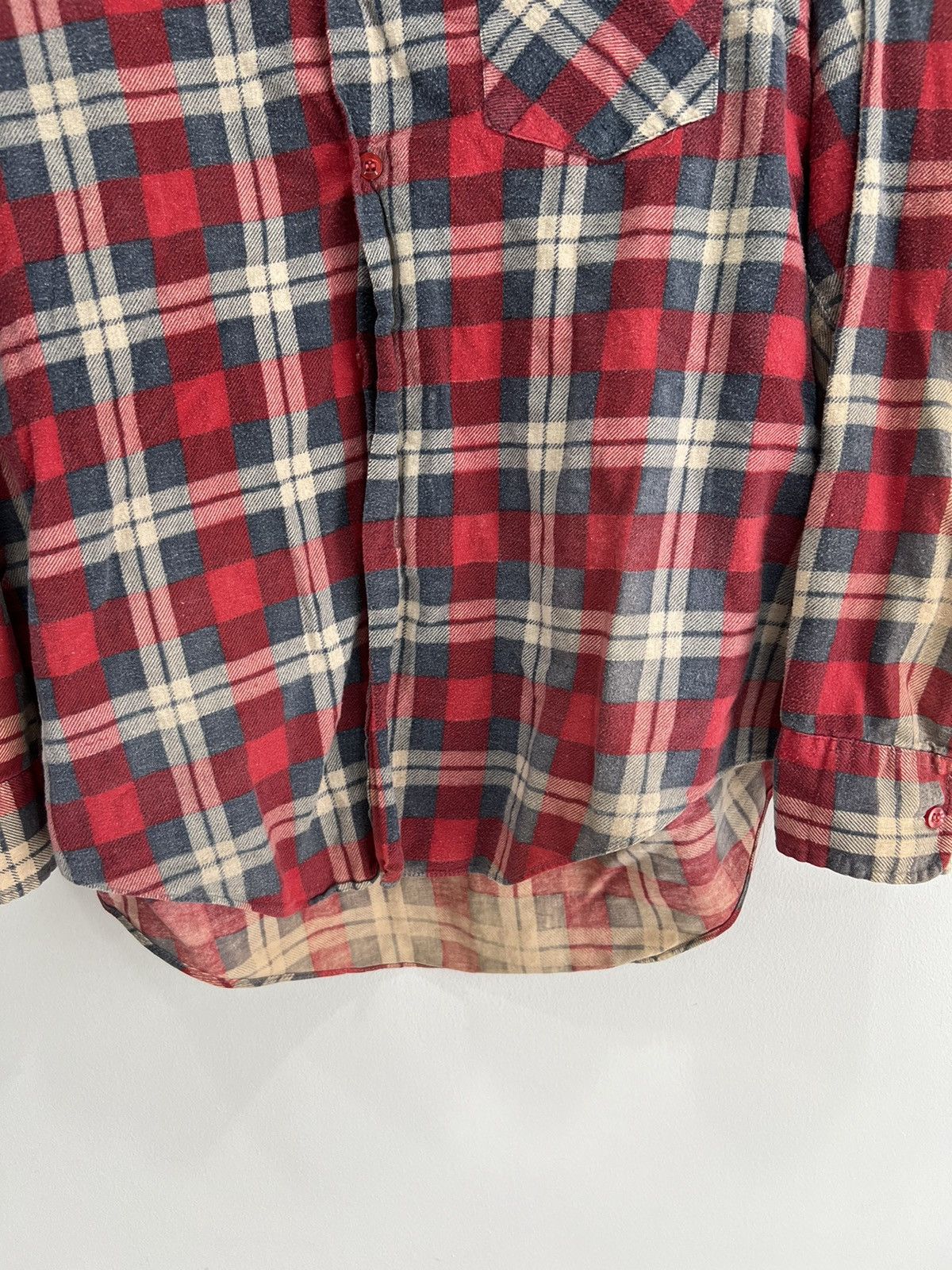 Fruit Of The Loom Vintage Fruit Of The Loom Button Up Flannel Shirt thrashed Size US XL / EU 56 / 4 - 7 Thumbnail