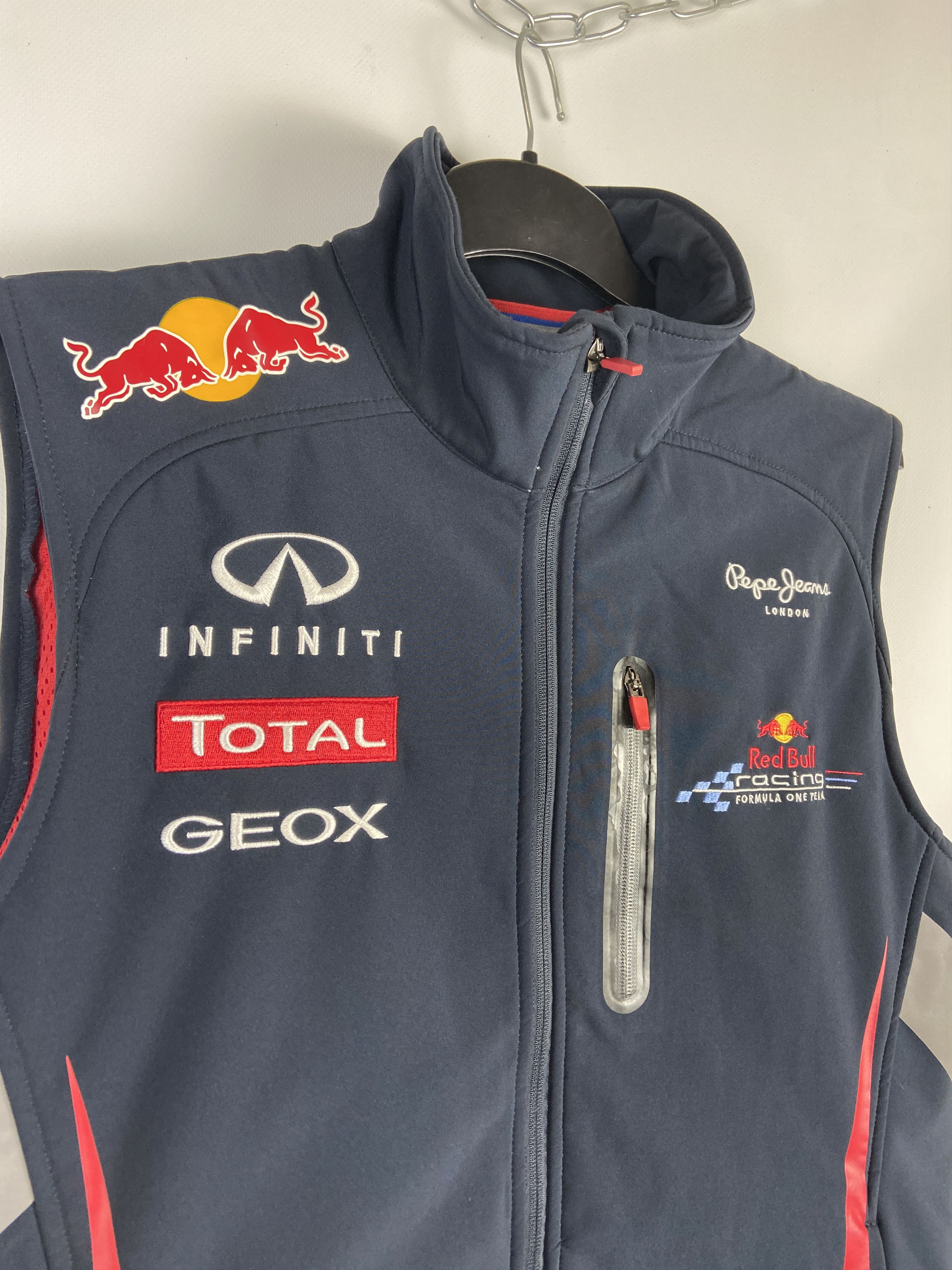 Other Red Bull Racing F1 Team Jacket Waistcoat Zipper Size US M / EU 48-50 / 2 - 5 Thumbnail