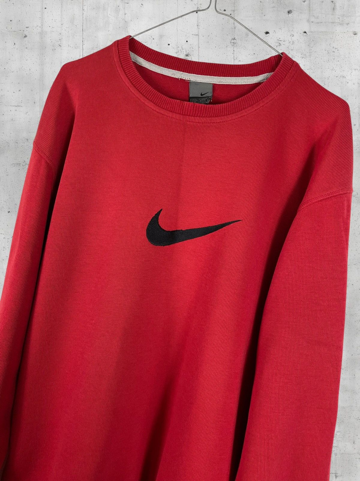 Vintage Nike Vintage 90s Center Swoosh Red Crewneck Sweatshirt Size US L / EU 52-54 / 3 - 1 Thumbnail