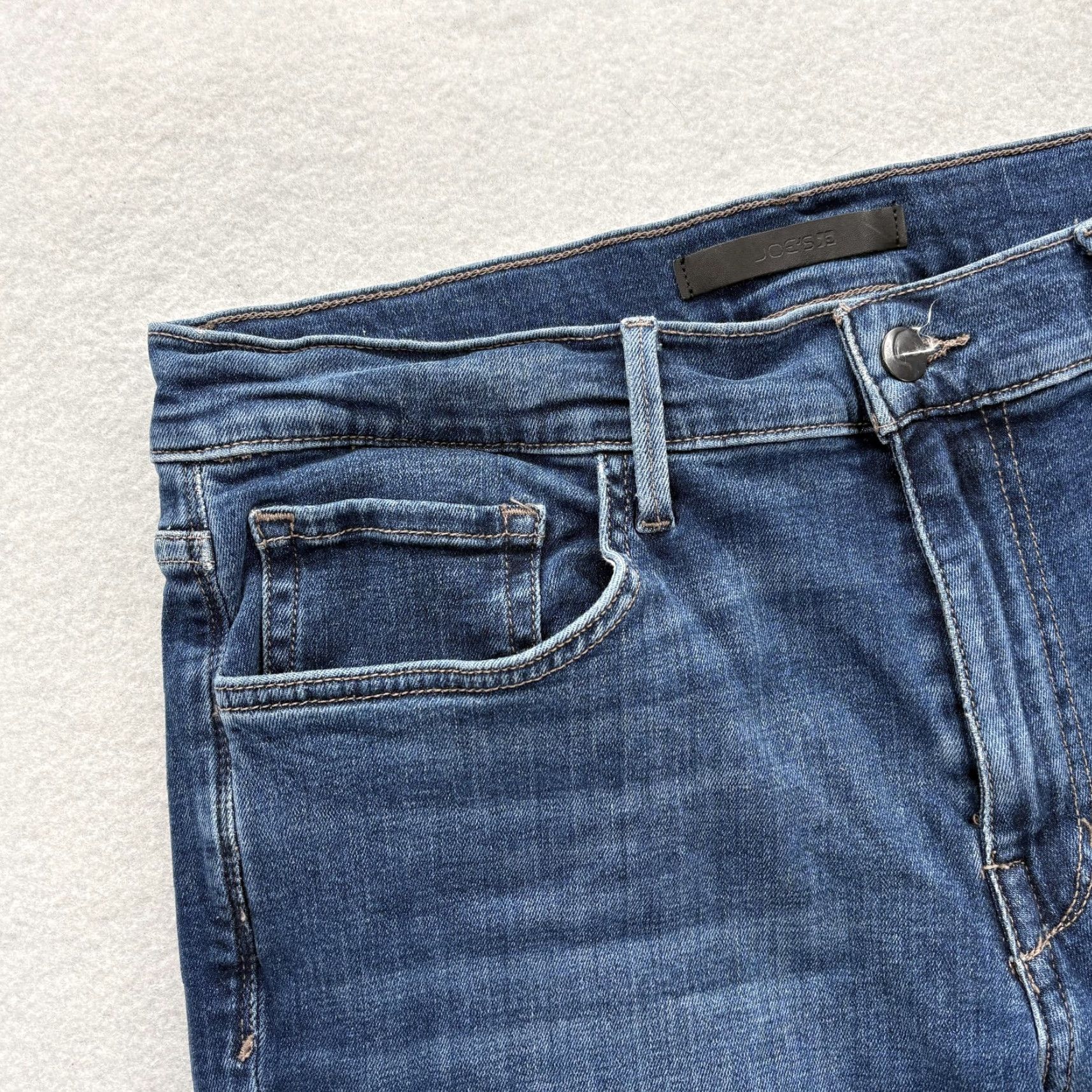 Vintage Joe's Jeans The Asher Knowlton Jeans Mens 32x27 Slim Straight Blue Denim Stretch Pockets Zip 32 Inseam Medium Cotton Blend Regular Jeans Mens Size US 32 / EU 48 - 3 Thumbnail