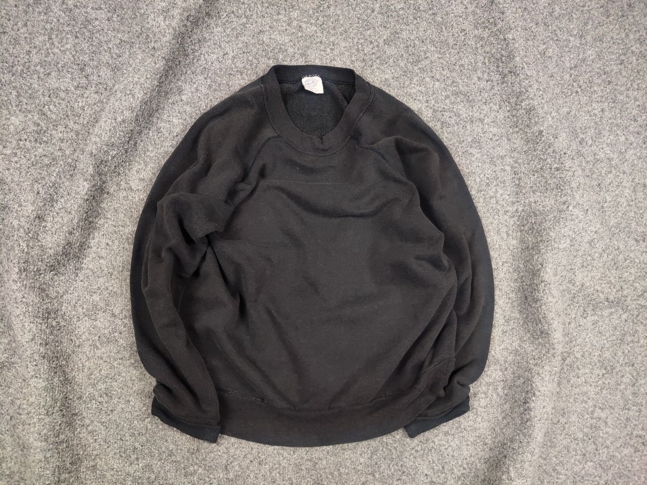 Vintage Vintage 80's Parrill Sweatshirt Light Faded Black Blank Size US S / EU 44-46 / 1 - 1 Thumbnail