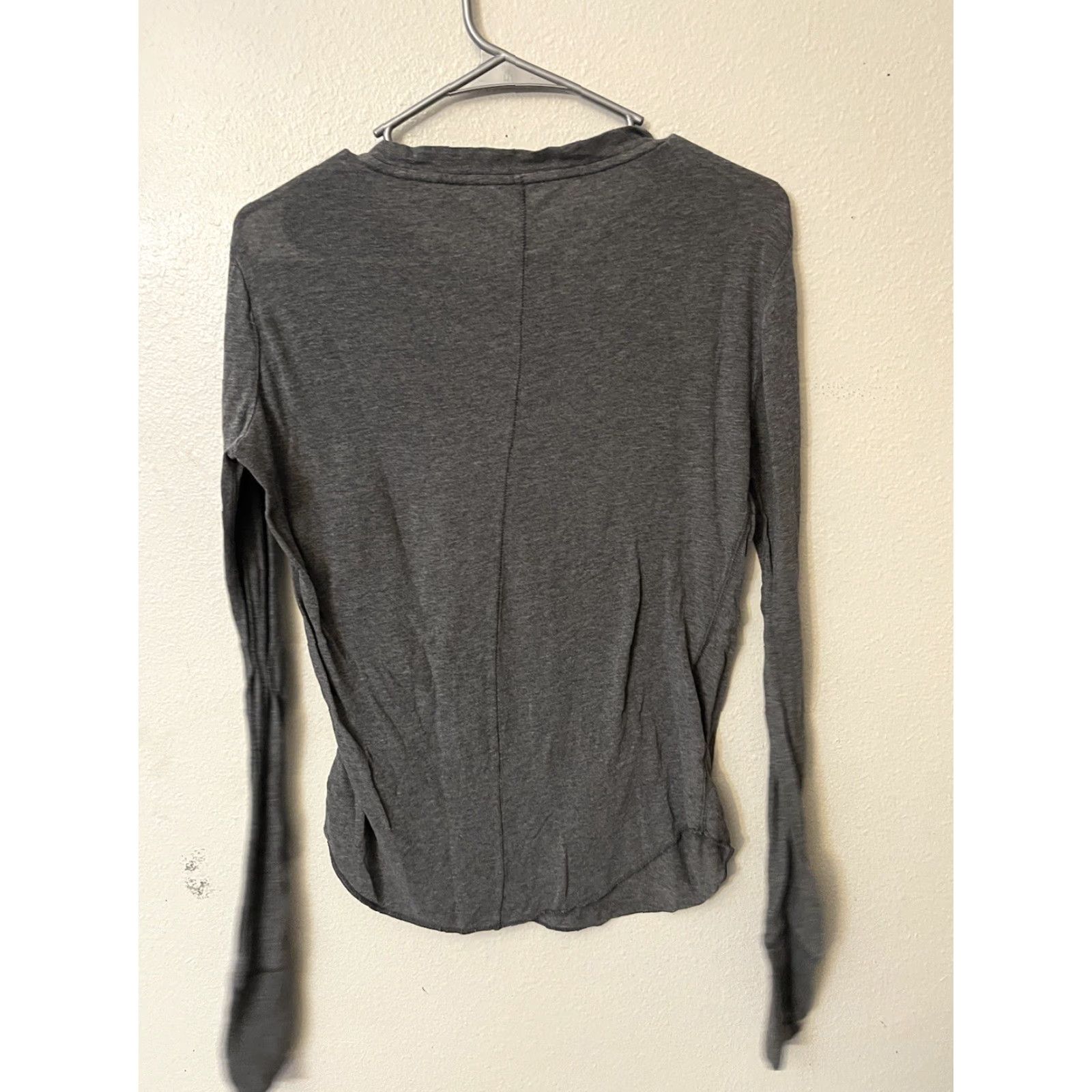 Gap GAP Top T-Shirt Size XS Gray Women Long Sleeve Round Neck Pullover Casual, Party/Cocktail, Travel Basic 90s Hip Hop Y2K Vintage: No, Regular Fit Size XS / US 0-2 / IT 36-38 - 3 Thumbnail