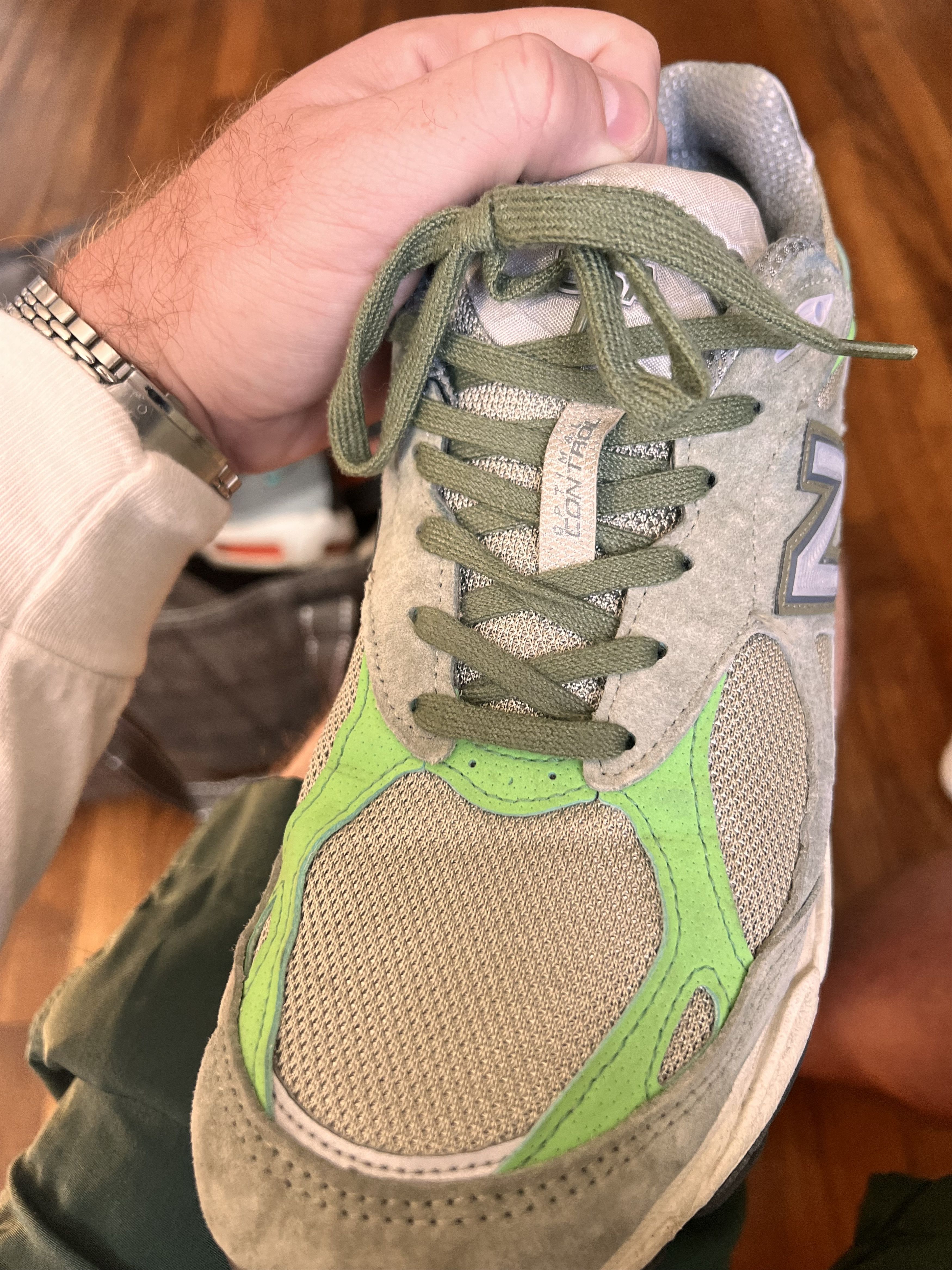 New Balance × Patta NB Patta 990v3 Keep Your Friends Close Size US 10.5 / EU 43-44 - 6 Thumbnail