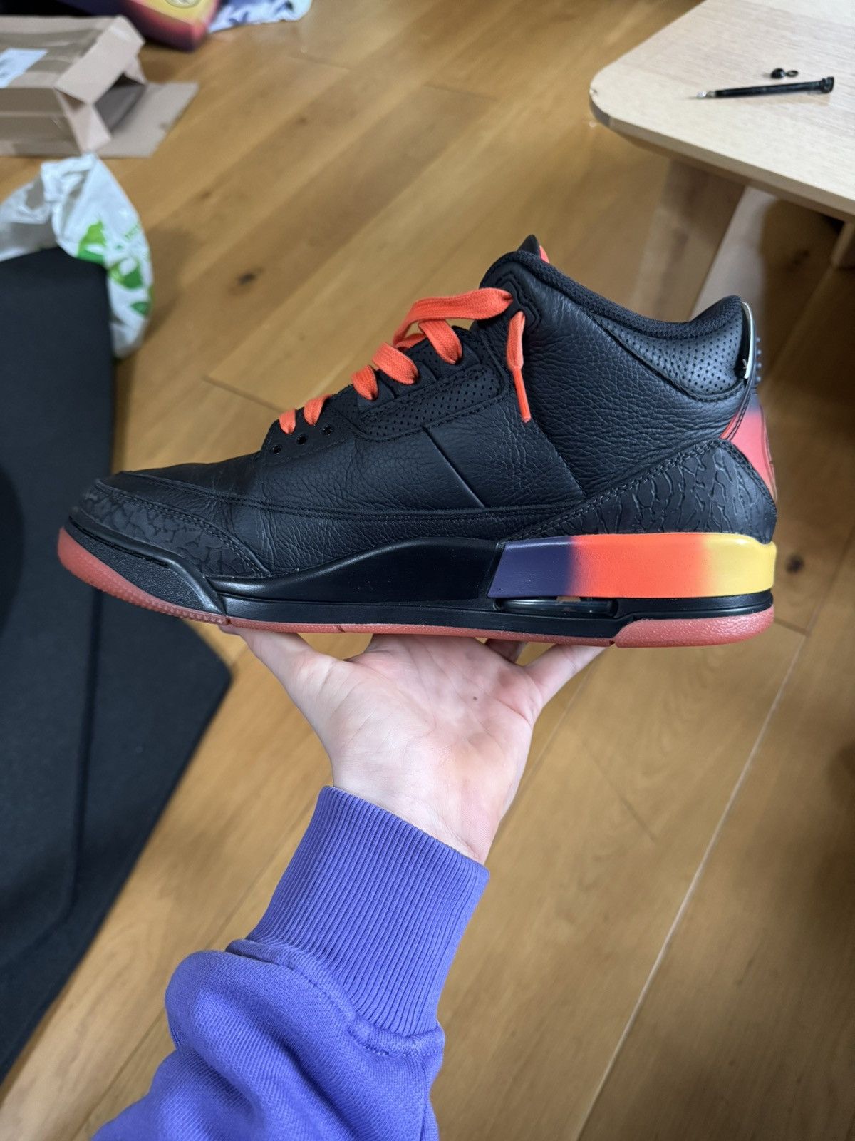 J Balvin × Jordan Brand Jordan 3 J Balvin rio Size US 10.5 / EU 43-44 - 8 Thumbnail