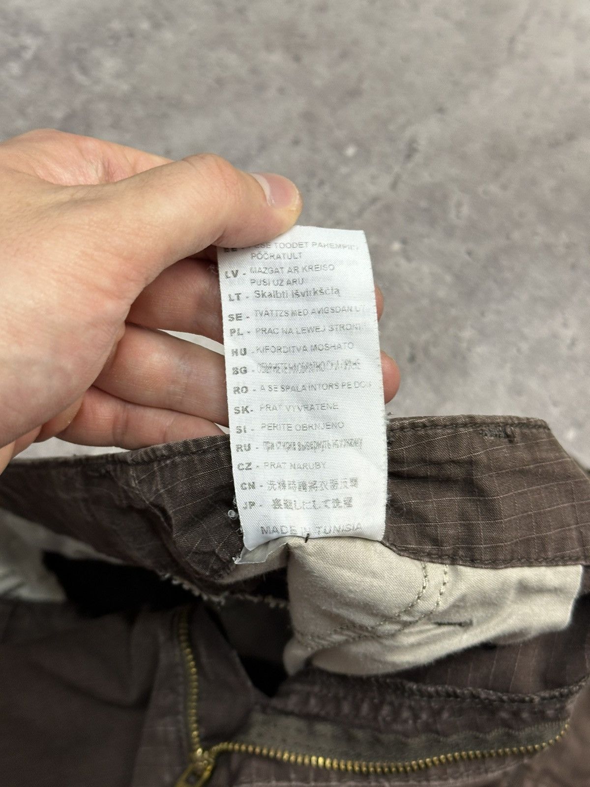 Carhartt Vintage Carhartt Cargo Distressed Pants Faded Brown Y2K Size US 32 / EU 48 - 10 Thumbnail