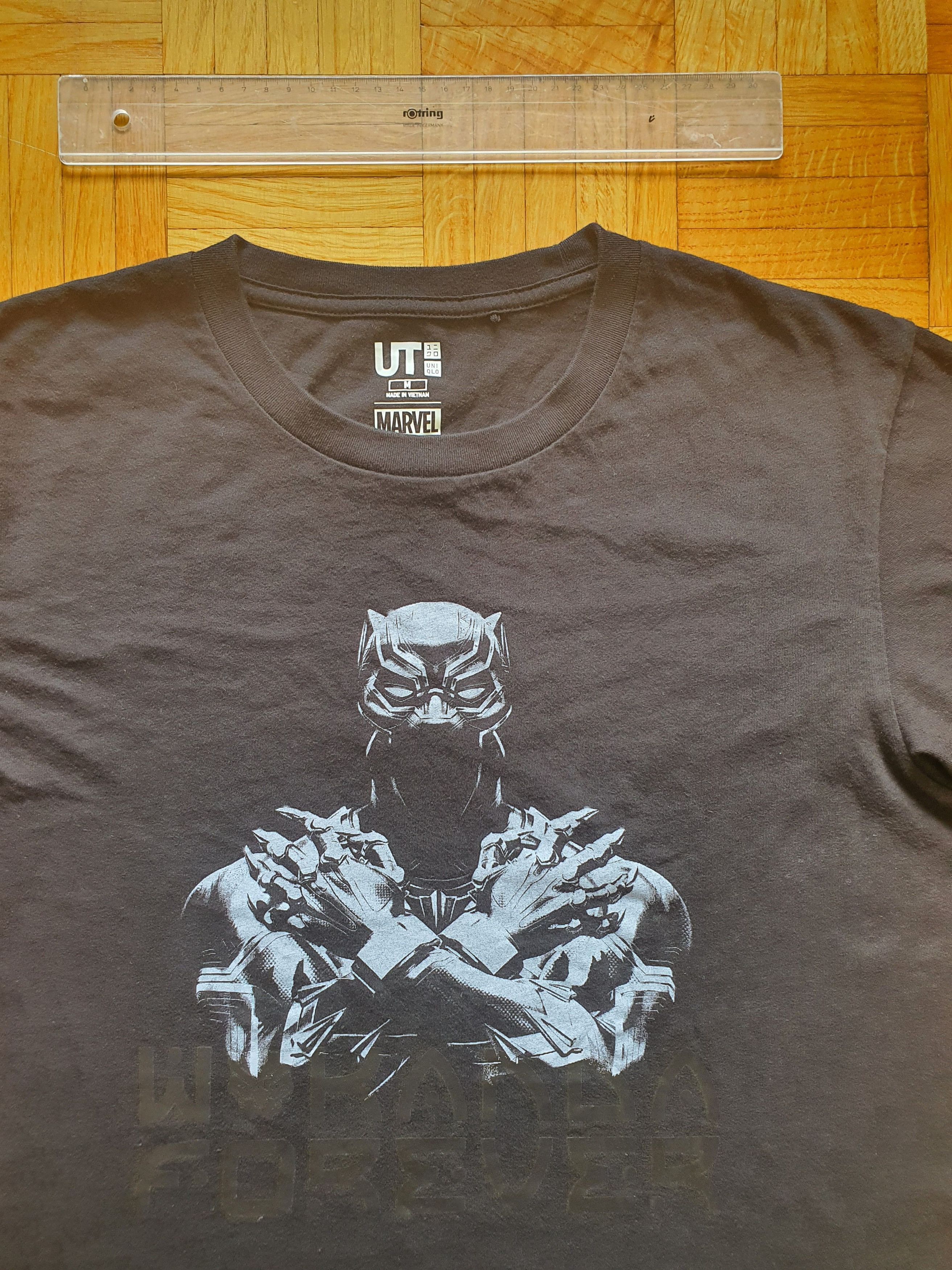 Uniqlo UT UNIQLO x MARVEL - Graphic T-Shirt - Black Panther Size US M / EU 48-50 / 2 - 3 Thumbnail