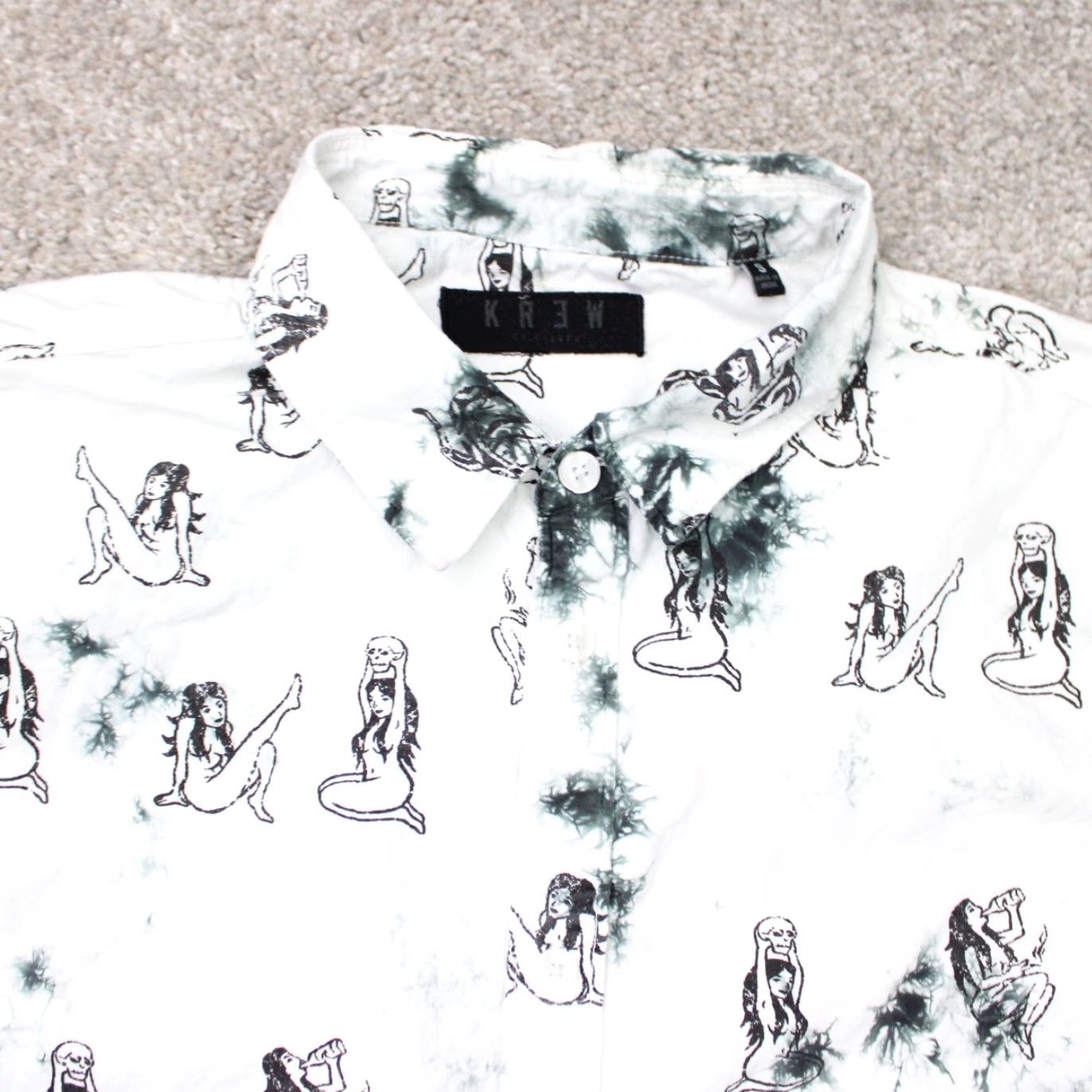 Krewe Krew Shirt Mens Small White/Black All Over Print Cotton S/S Button-Up Casual 90s Womens? Size S / US 4 / IT 40 - 6 Thumbnail
