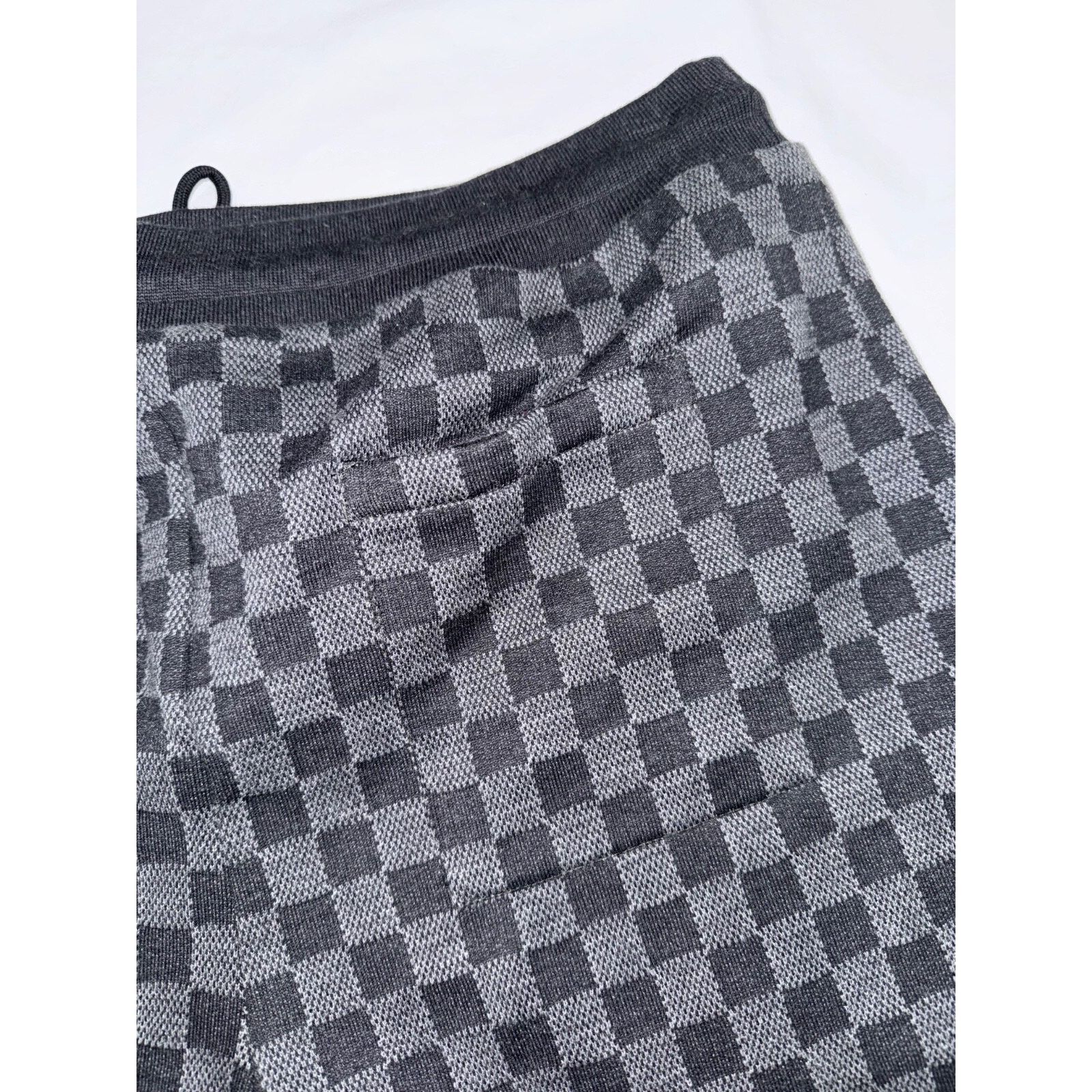 Louis Vuitton Louis Vuitton LVSE Damier Jacquard Gris Souri Grey Regular Size US 34 / EU 50 - 10 Thumbnail