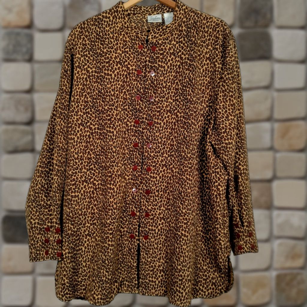 Vintage VINTAGE Jaclyn Smith Blouse Cat Print Long Sleeve 18W Brown Polyester Non-Stretch Animal Print Casual Business Party 18W Womens Size XXL / US 16-18 / IT 52-54 - 1 Thumbnail
