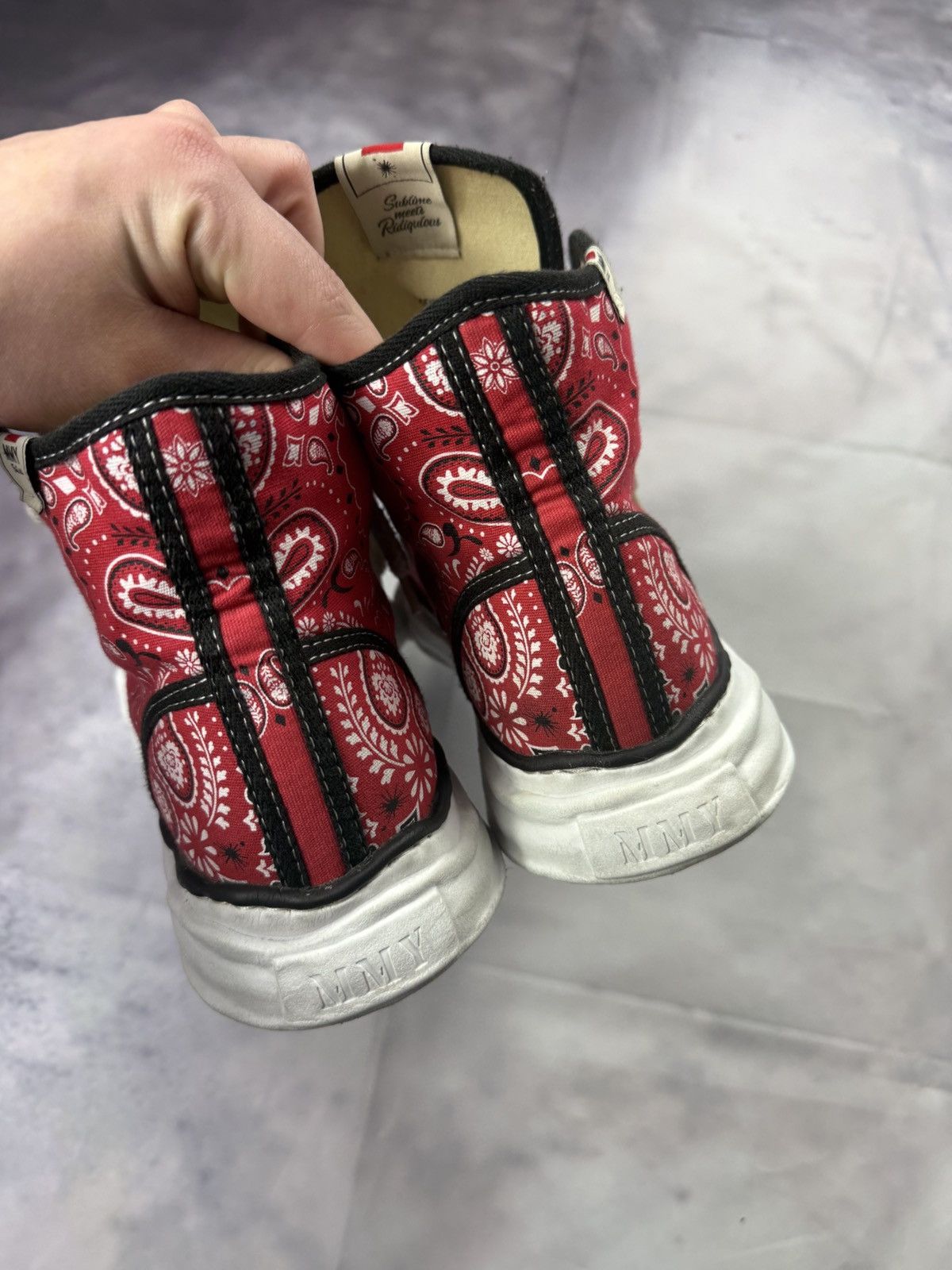 Maison MIHARA YASUHIRO Maison Mihara Yasuhiro MMY Peterson Hi bandana red print Size US 11 / EU 44 - 8 Thumbnail