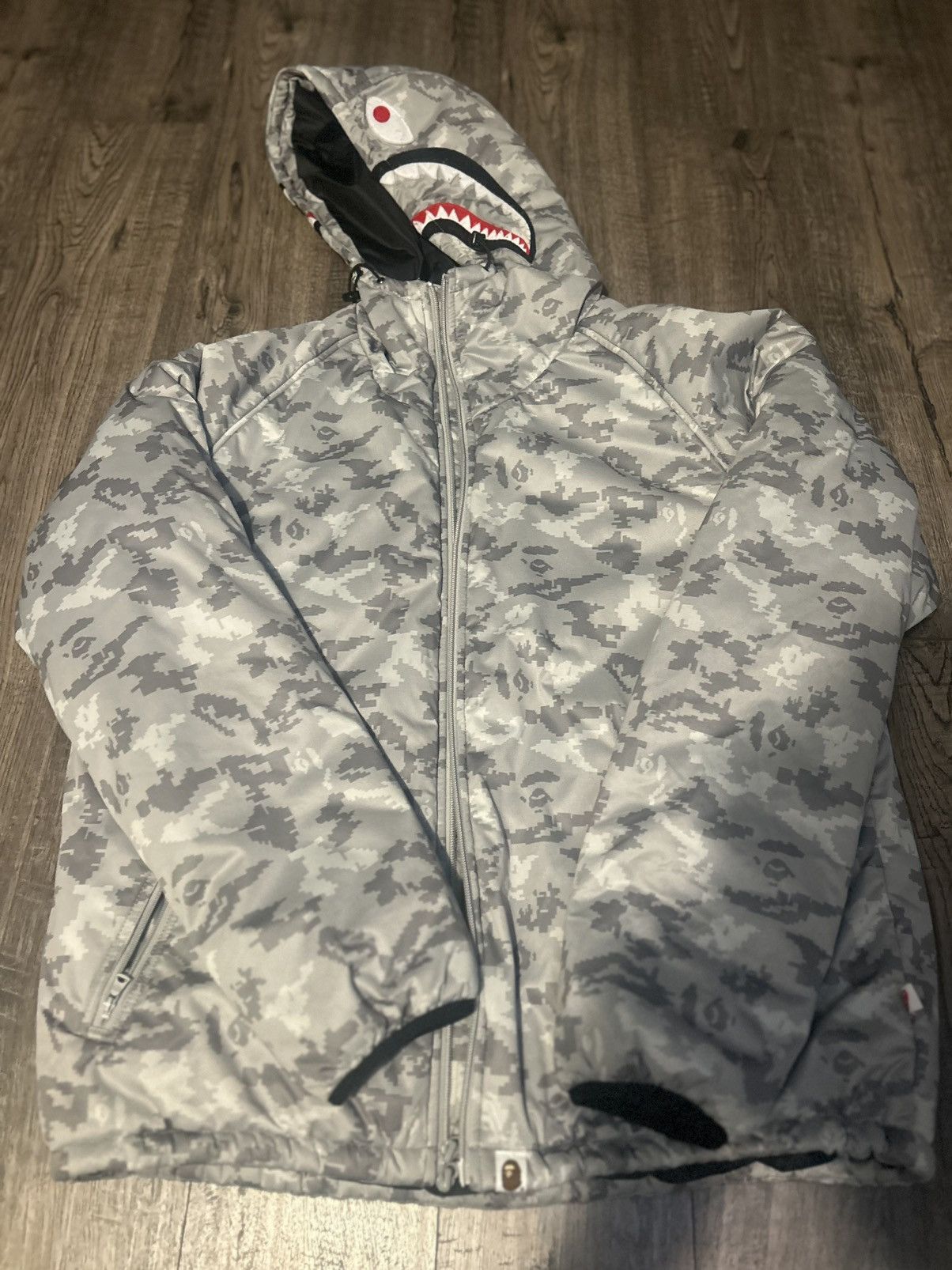 Bape DIGITAL CAMO SHARK PADDED HOODIE JACKET Size US XL / EU 56 / 4 - 1 Thumbnail