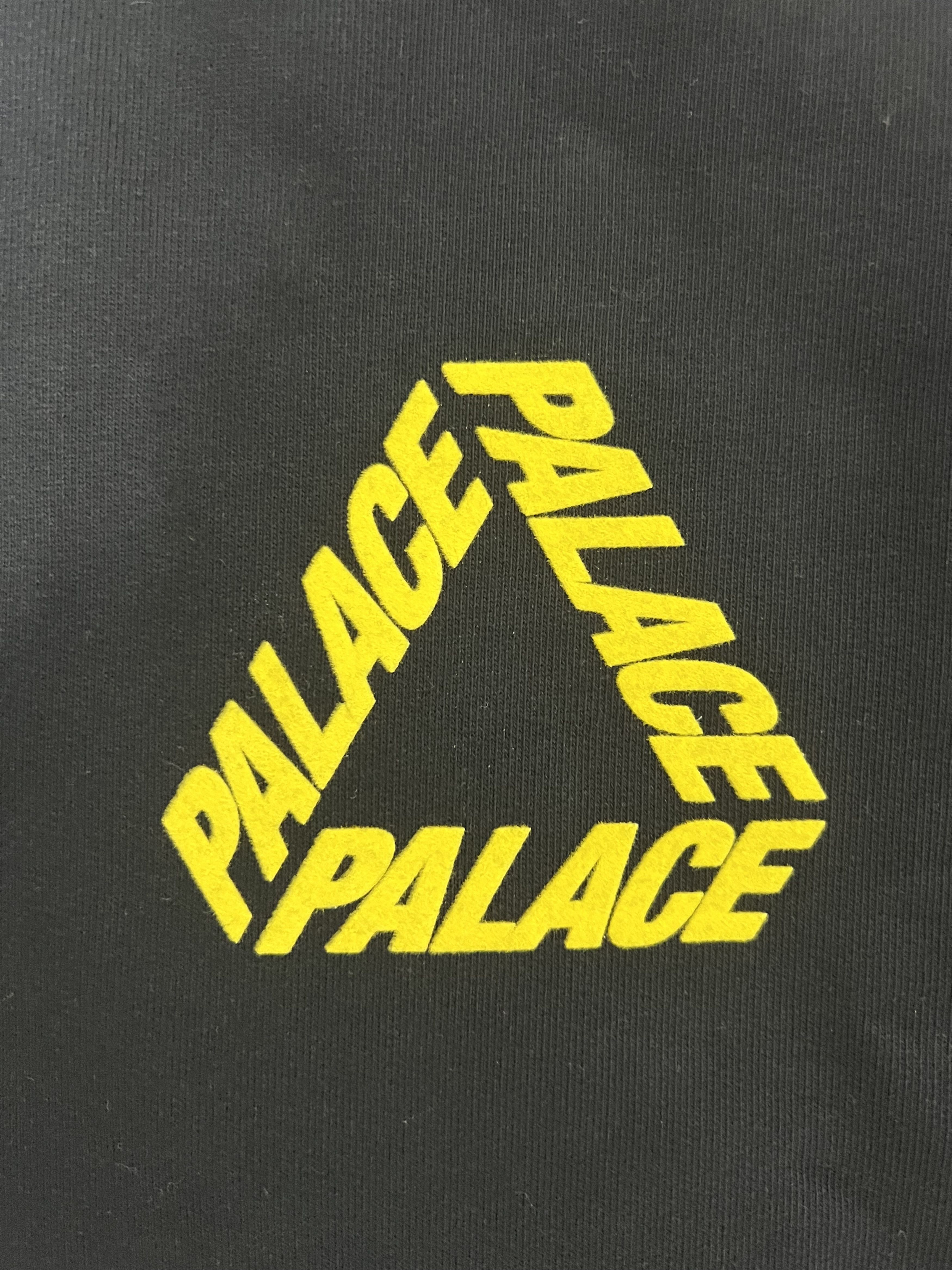 Palace 💚 2019 Palace Flocka P3 Hoodie Black Large NEW Size US L / EU 52-54 / 3 - 6 Thumbnail