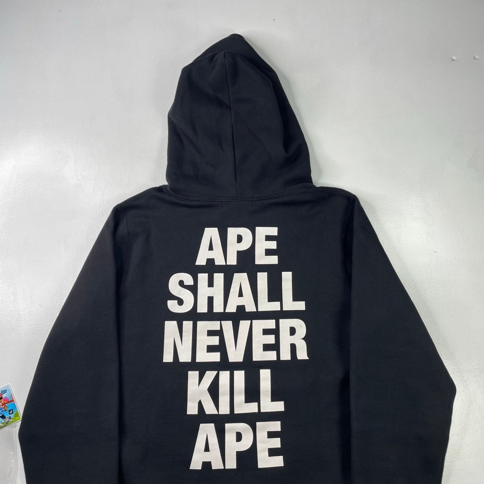 Bape BAPE “Ape Shall Never Kill Ape” Pullover Hoodie Size US M / EU 48-50 / 2 - 7 Thumbnail