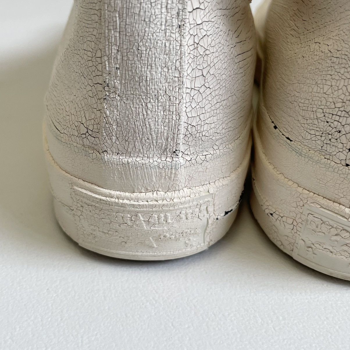 Maison Margiela S/S 14 Painted ‘Chuck Taylor All Star’ Sneakers Size US 7 / IT 37 - 19 Thumbnail