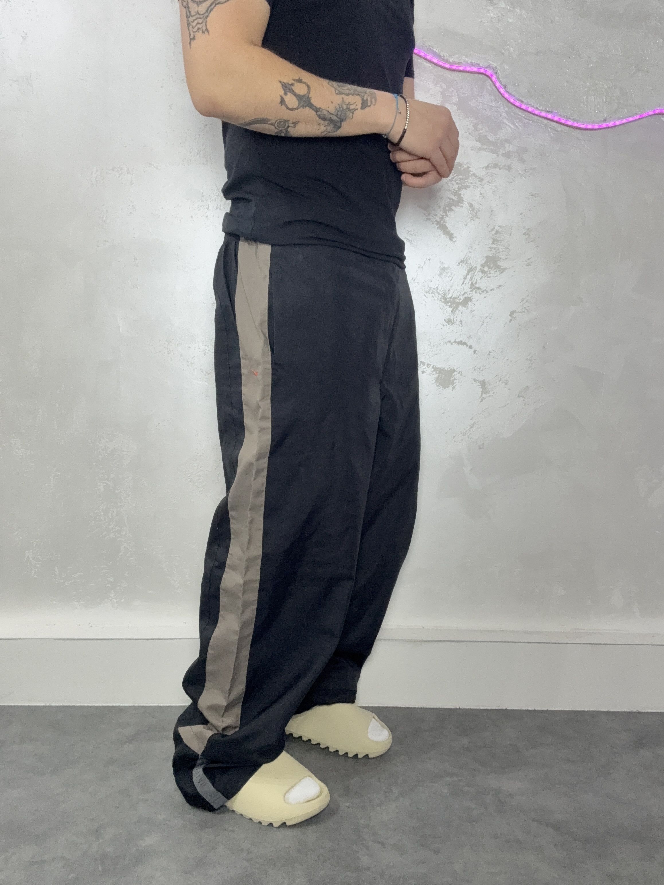 Nike Vintage Nike Side Stripe Track Pants - Black/Tan Size US 34 / EU 50 - 3 Thumbnail