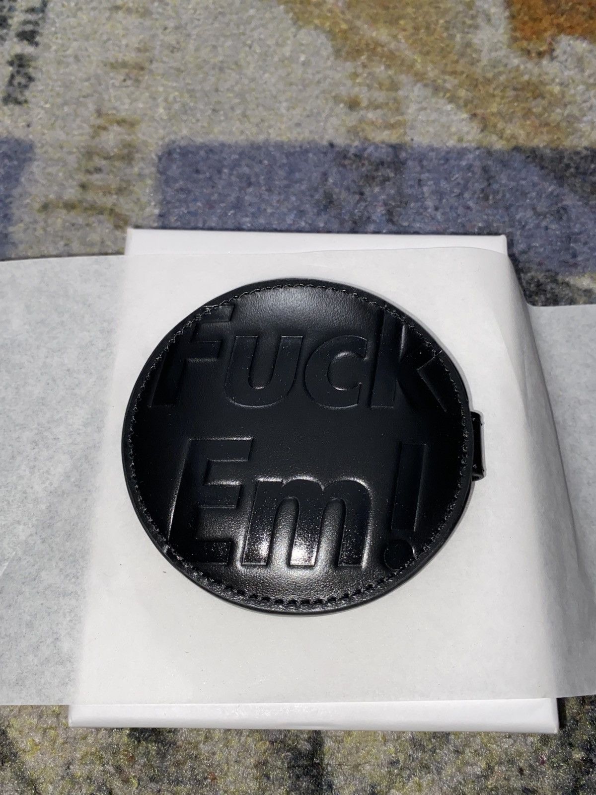 Supreme Supreme Fuck Em Leather Pocket Mirror Black Size ONE SIZE - 2 Thumbnail