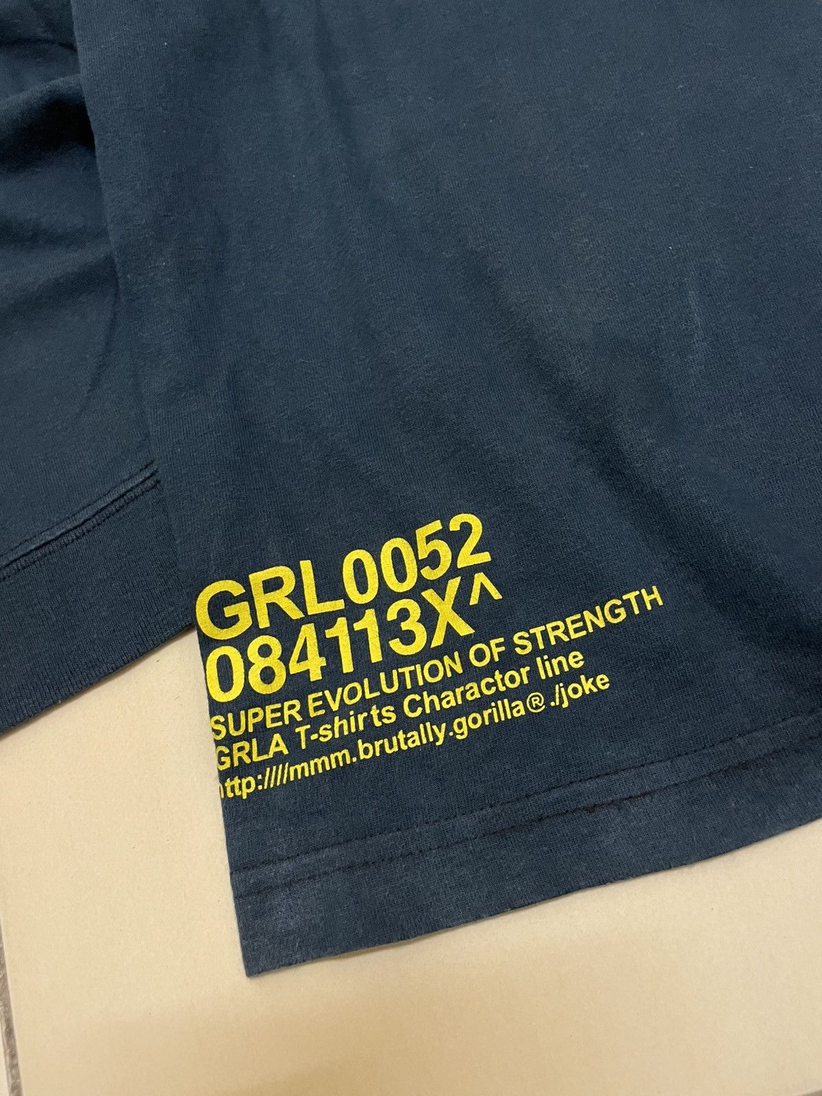 Japanese Brand Brutally Gorilla GRL Long Sleeve Tshirt Size US M / EU 48-50 / 2 - 4 Thumbnail