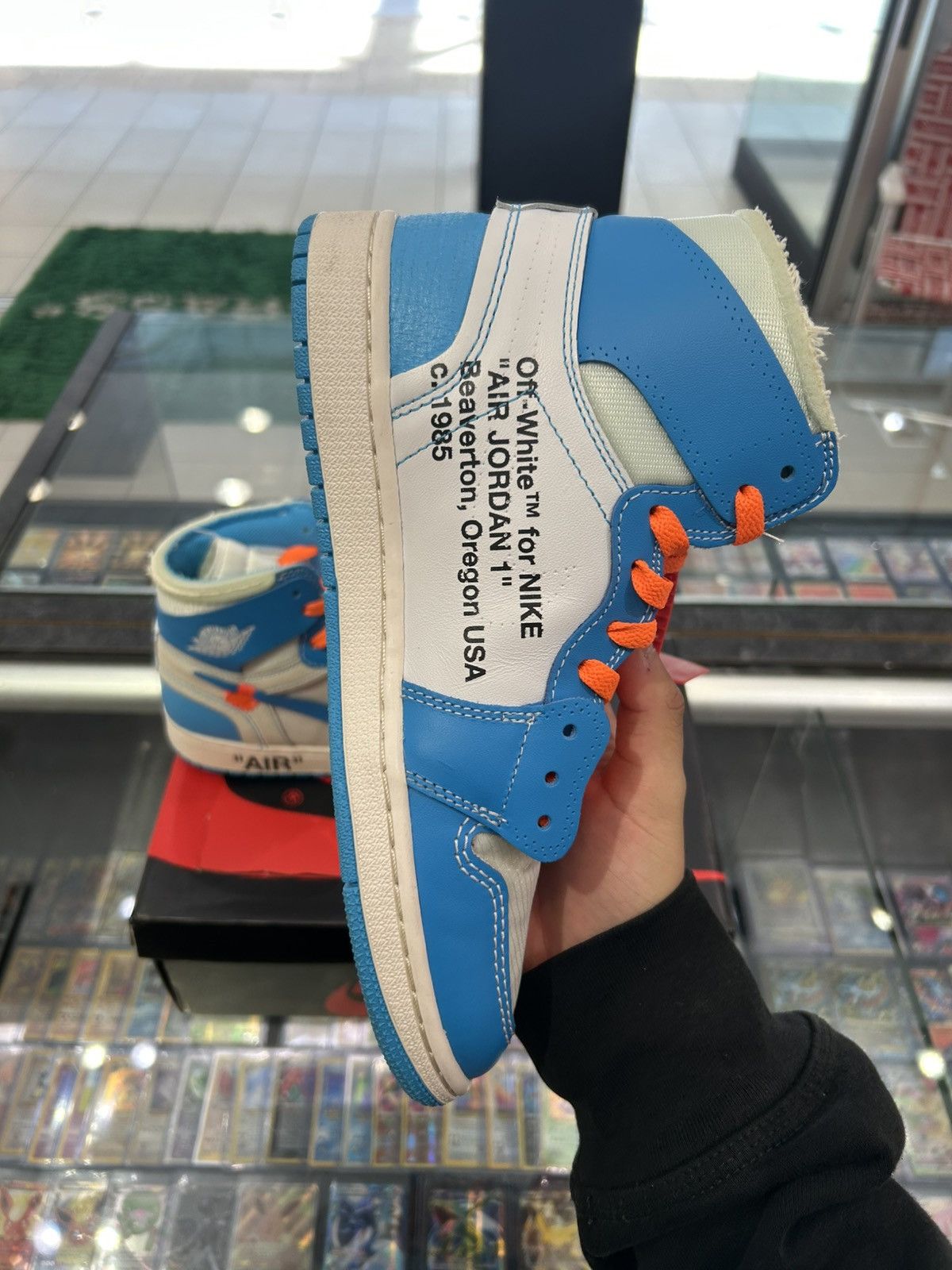 Jordan Brand × Off-White Jordan 1 Off-white UNC Size US 7.5 / EU 40-41 - 6 Thumbnail
