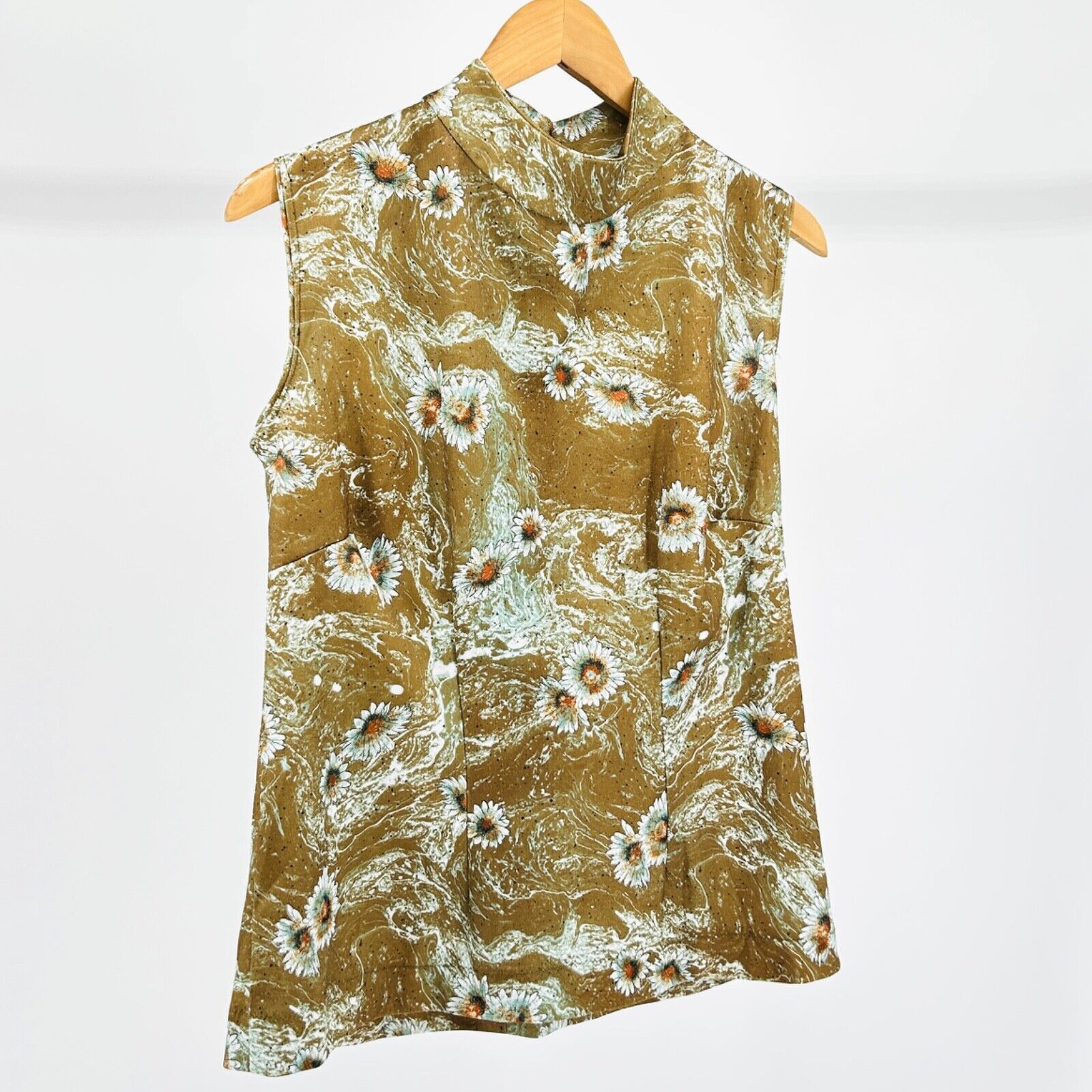 Handmade Handmade 60s High Neck Sleeveless Brown Floral Daisy Top Size L / US 10 / IT 46 - 1 Thumbnail