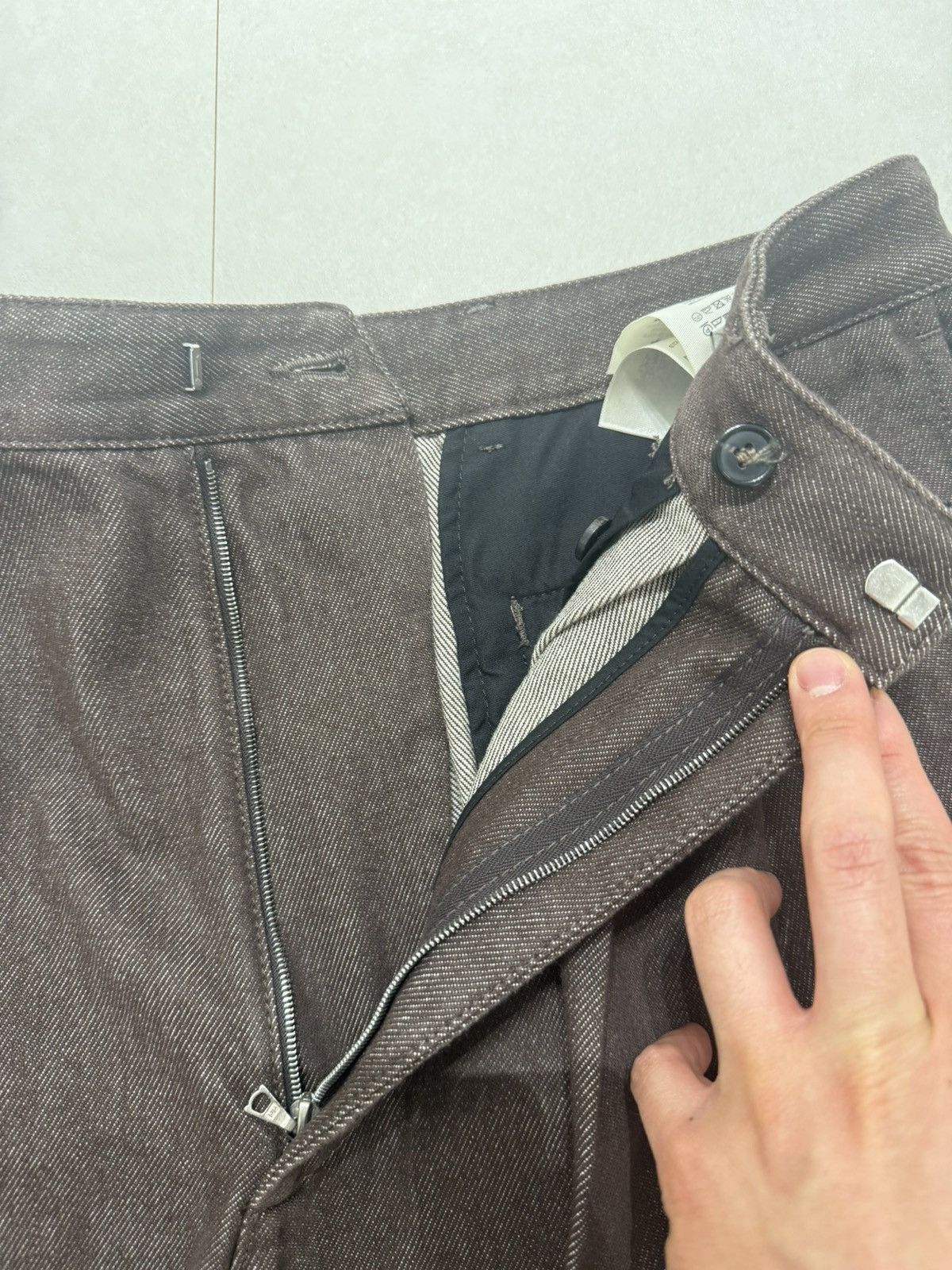 Dries Van Noten Dries Van Noten Pleated Brown Denim Pants Size US 30 / EU 46 - 2 Thumbnail