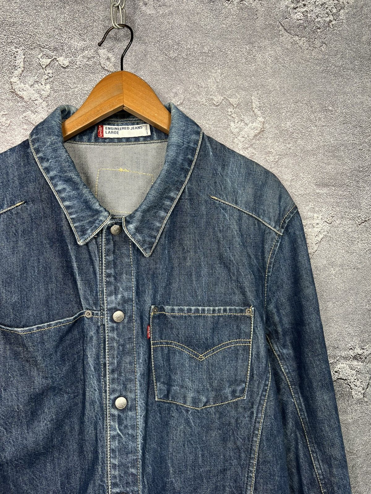 Levi's Vintage Levi’s Engineered Denim Jacket Size US L / EU 52-54 / 3 - 3 Thumbnail