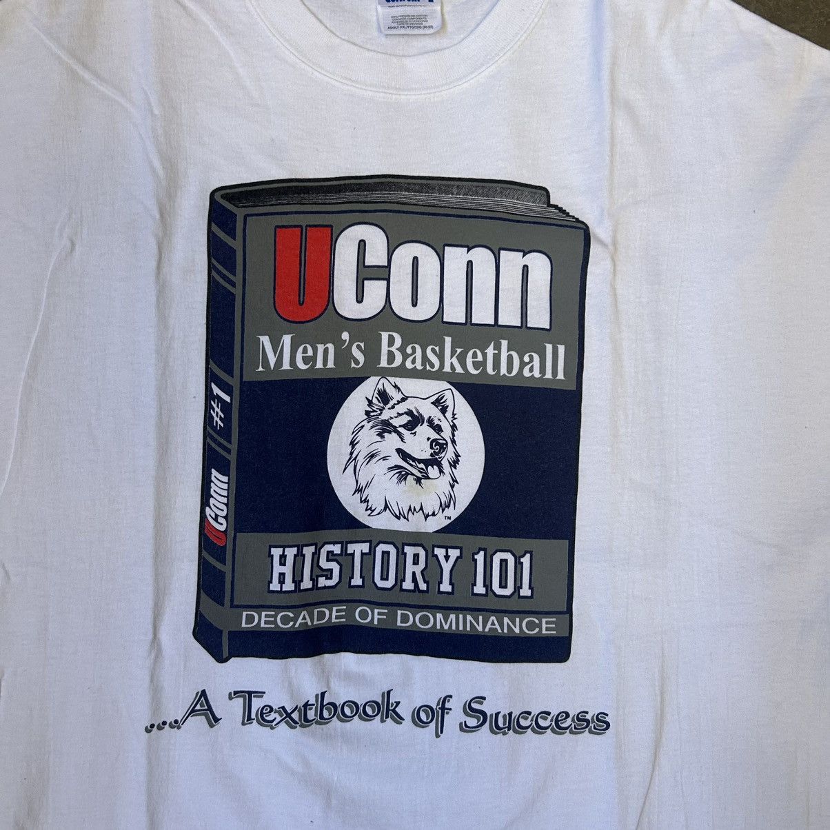 Hanes 2000 Hanes UCONN Championship Vintage Tee Size US XXL / EU 58 / 5 - 3 Thumbnail