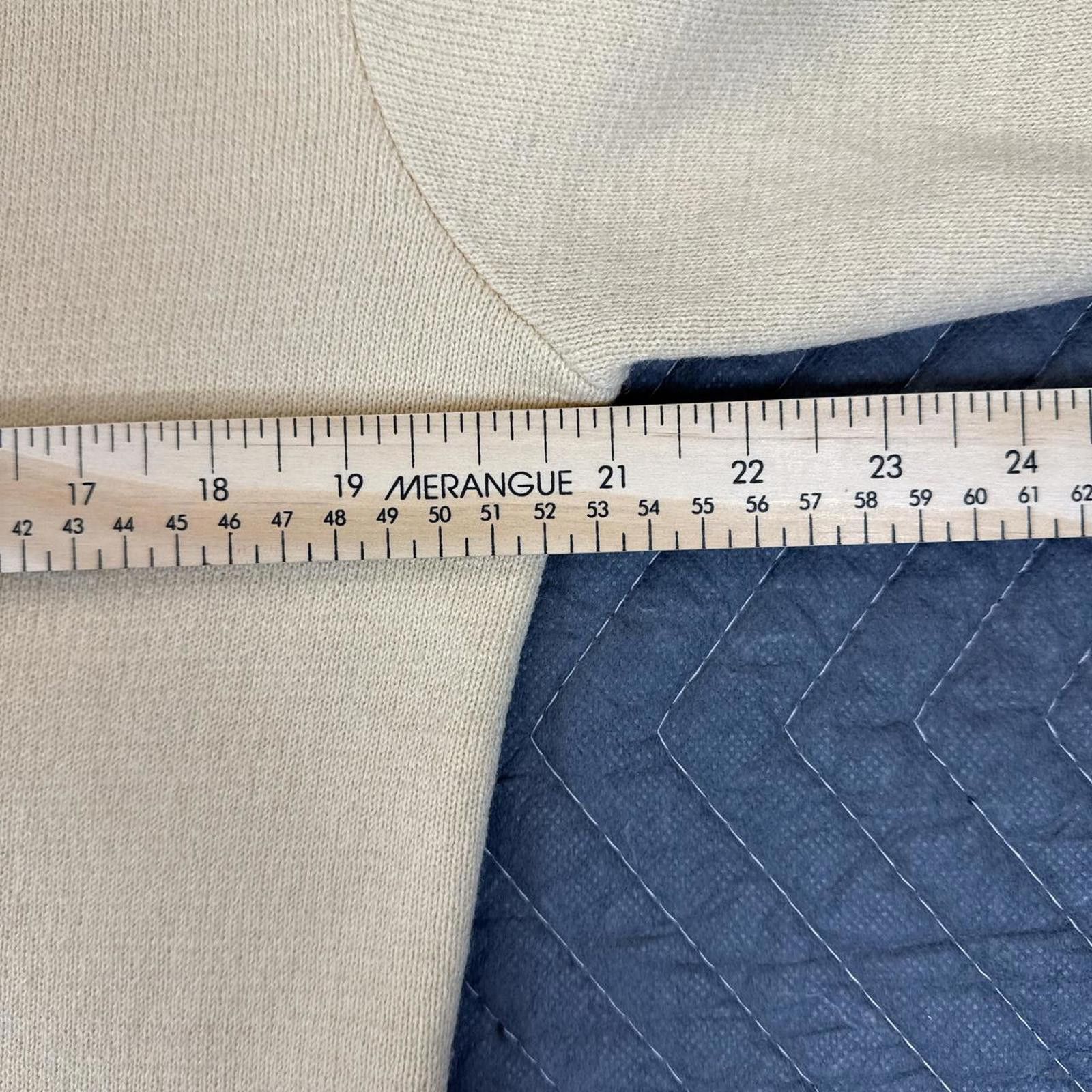Sears Vintage Sears knit cardigan in a soft cream tone. Size US M / EU 48-50 / 2 - 4 Thumbnail