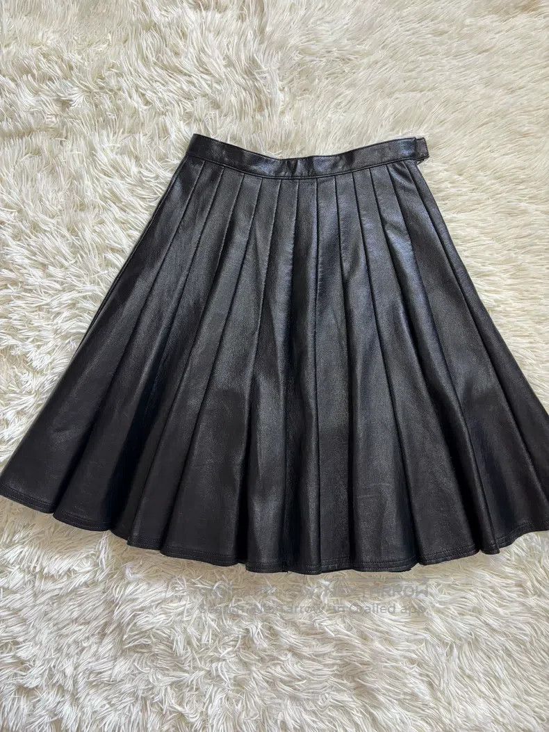Comme des Garcons Comme Des Garcons size S Pleated skirt, leather skirt Size 23" - 3 Thumbnail