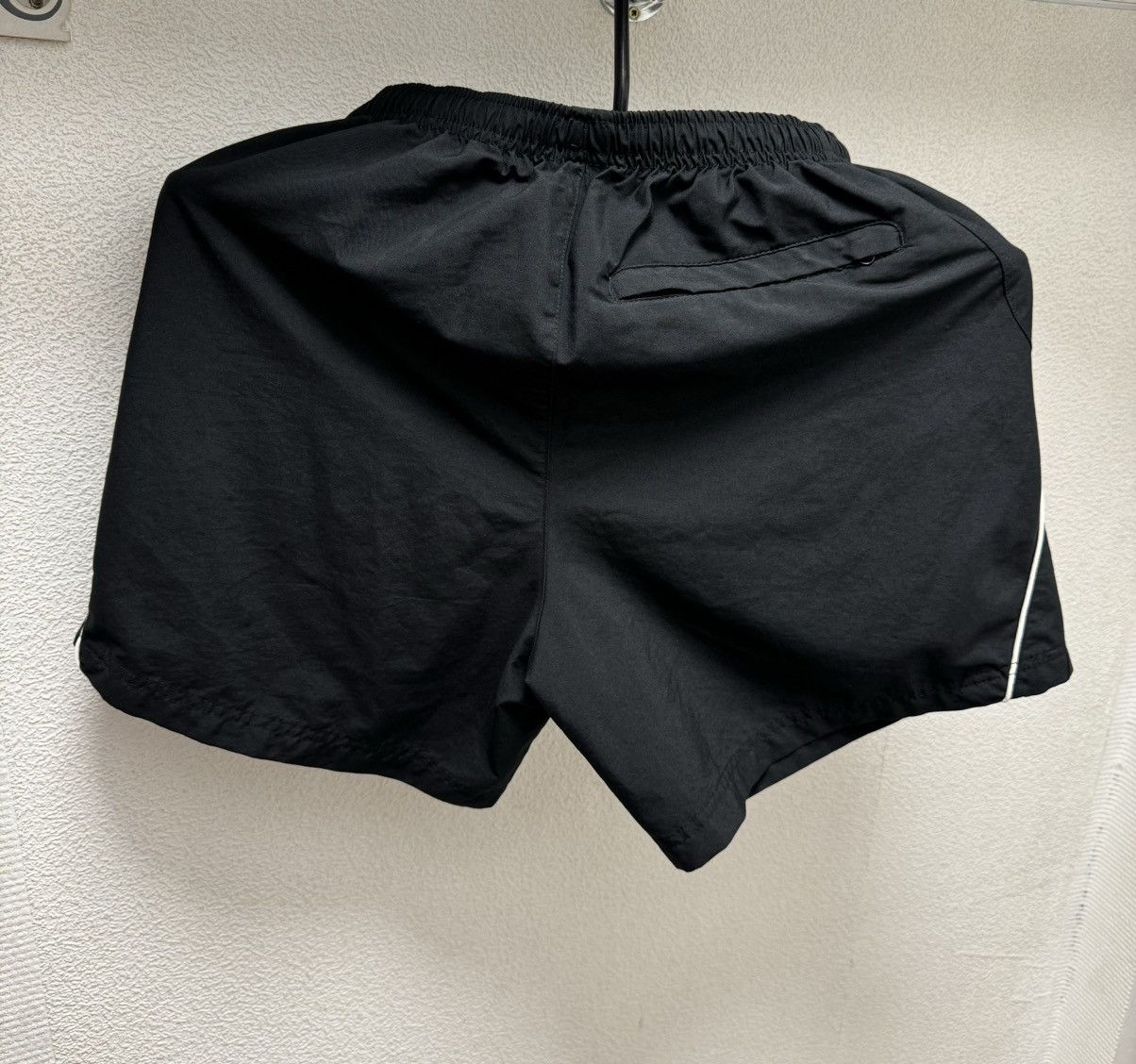 Nike Nike nylon vintage shorts 32 M sz black Size US 32 / EU 48 - 2 Thumbnail
