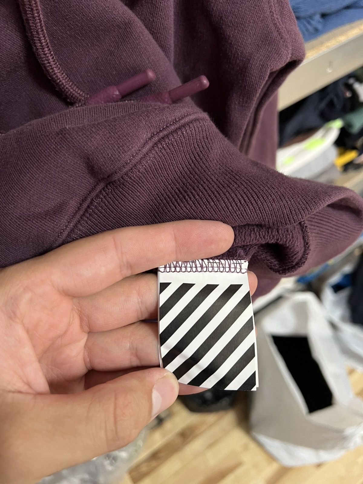 Off-White Off White Big Logo Tape Arrows Burgundy Hoodie Virgil Abloh Size US XXS / EU 40 - 7 Thumbnail
