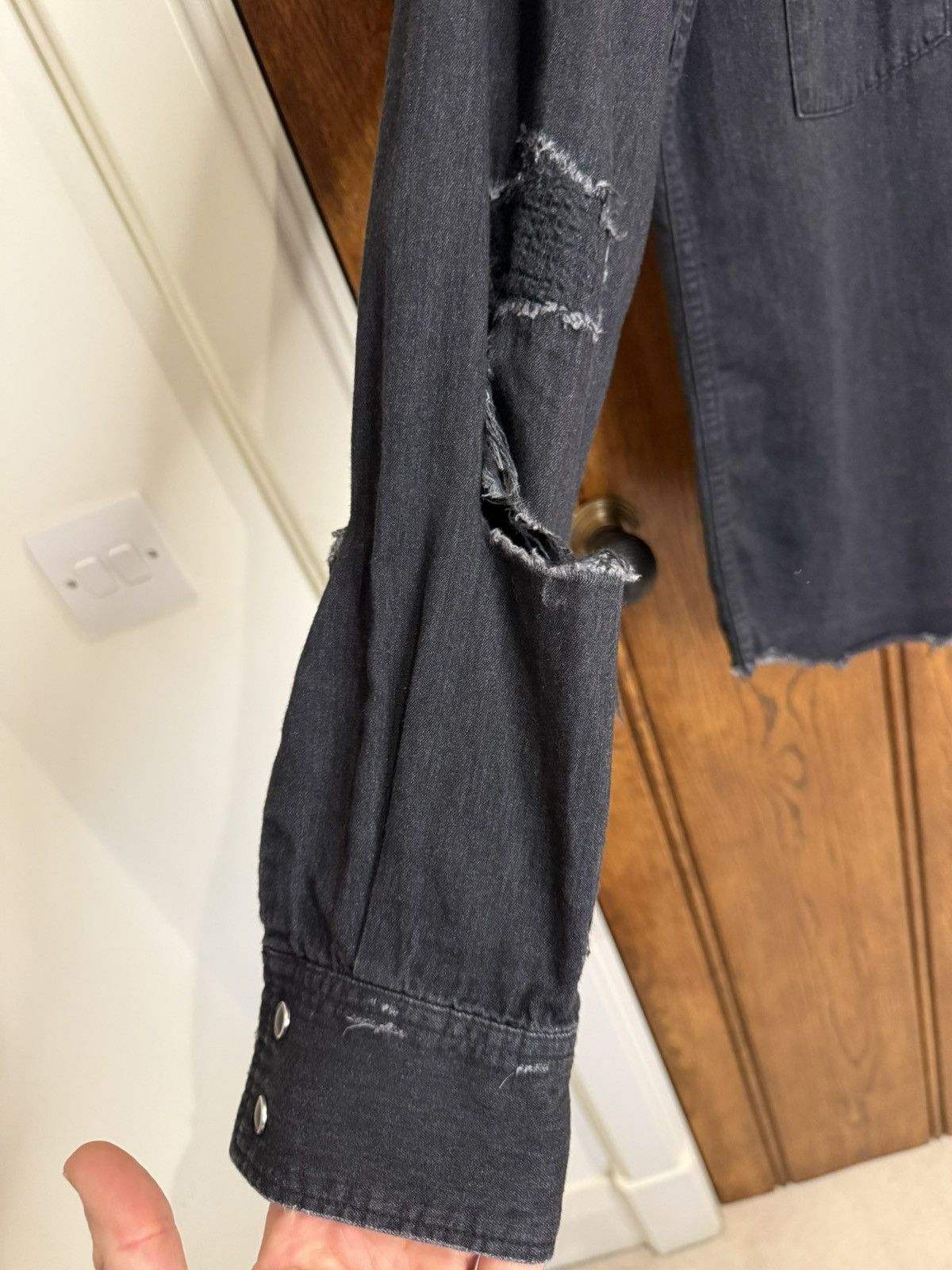 Saint Laurent Paris SS16 Saint Laurent surf sound crash black denim shirt Hedi M Size US M / EU 48-50 / 2 - 11 Thumbnail