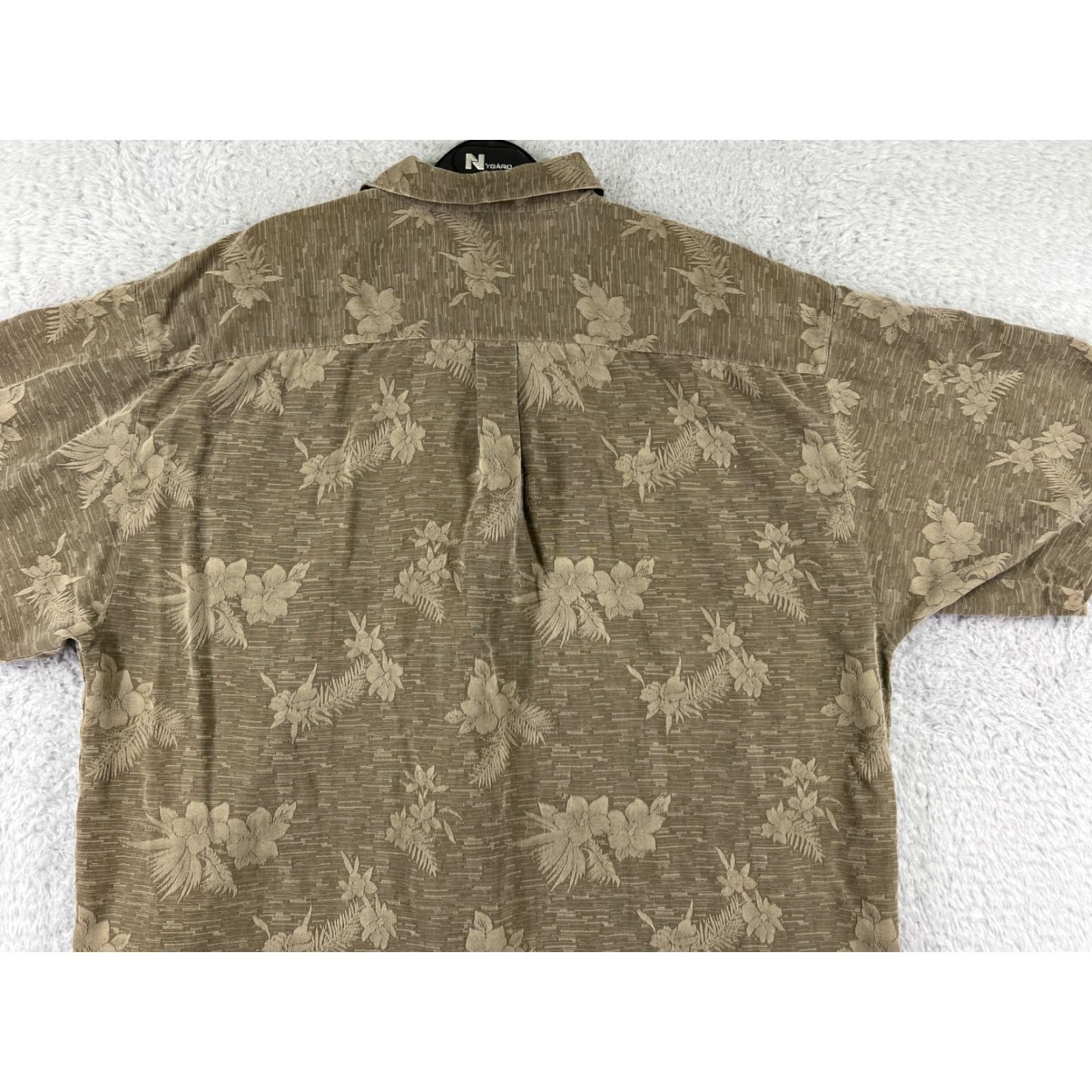 Tommy Bahama VINTAGE Tommy Bahama Shirt Mens Extra Large Beige Floral Hawaiian Button Up Silk Camp Size US XL / EU 56 / 4 - 6 Thumbnail
