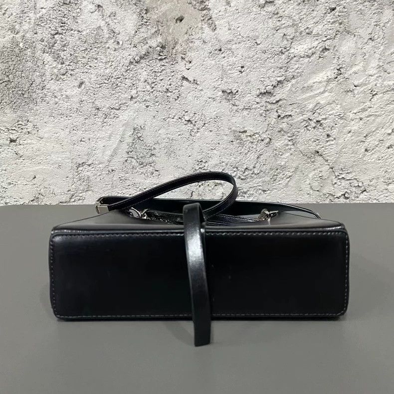 Givenchy Givenchy Cut-out Single Shoulder Bag Size ONE SIZE - 5 Thumbnail