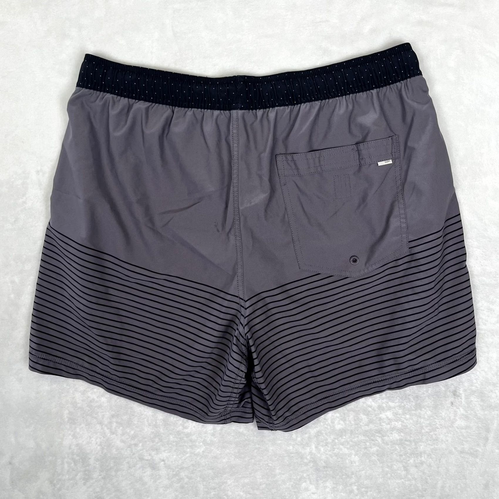 Vuori Vuori Swim Trunks Mens M Gray Stripe Lined Elastic Waist Drawstring Pockets Size ONE SIZE - 7 Thumbnail