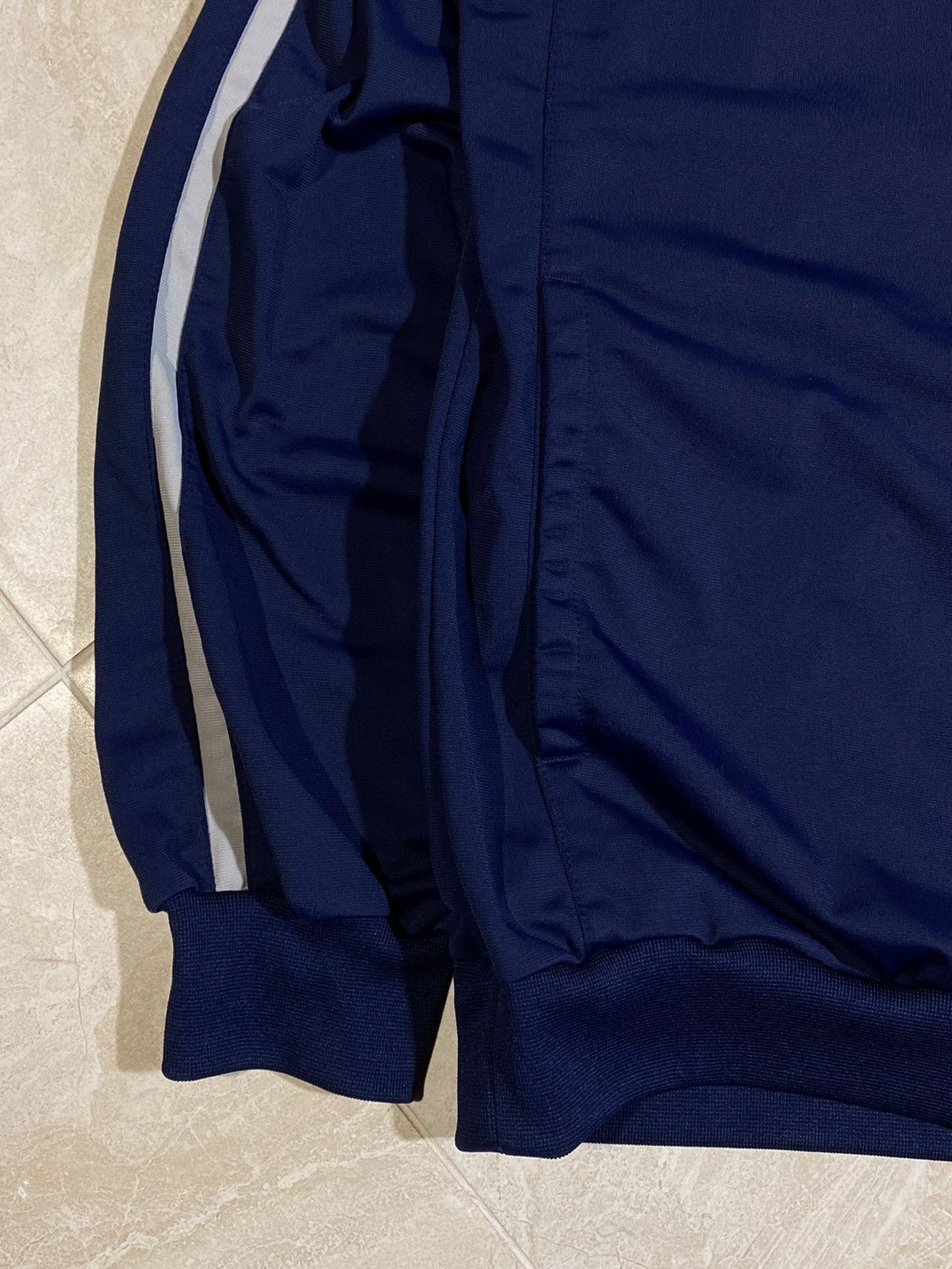 Vintage Vintage 2000s Nike y2k hype streetwear full zip sweatshirt Size US XL / EU 56 / 4 - 7 Thumbnail